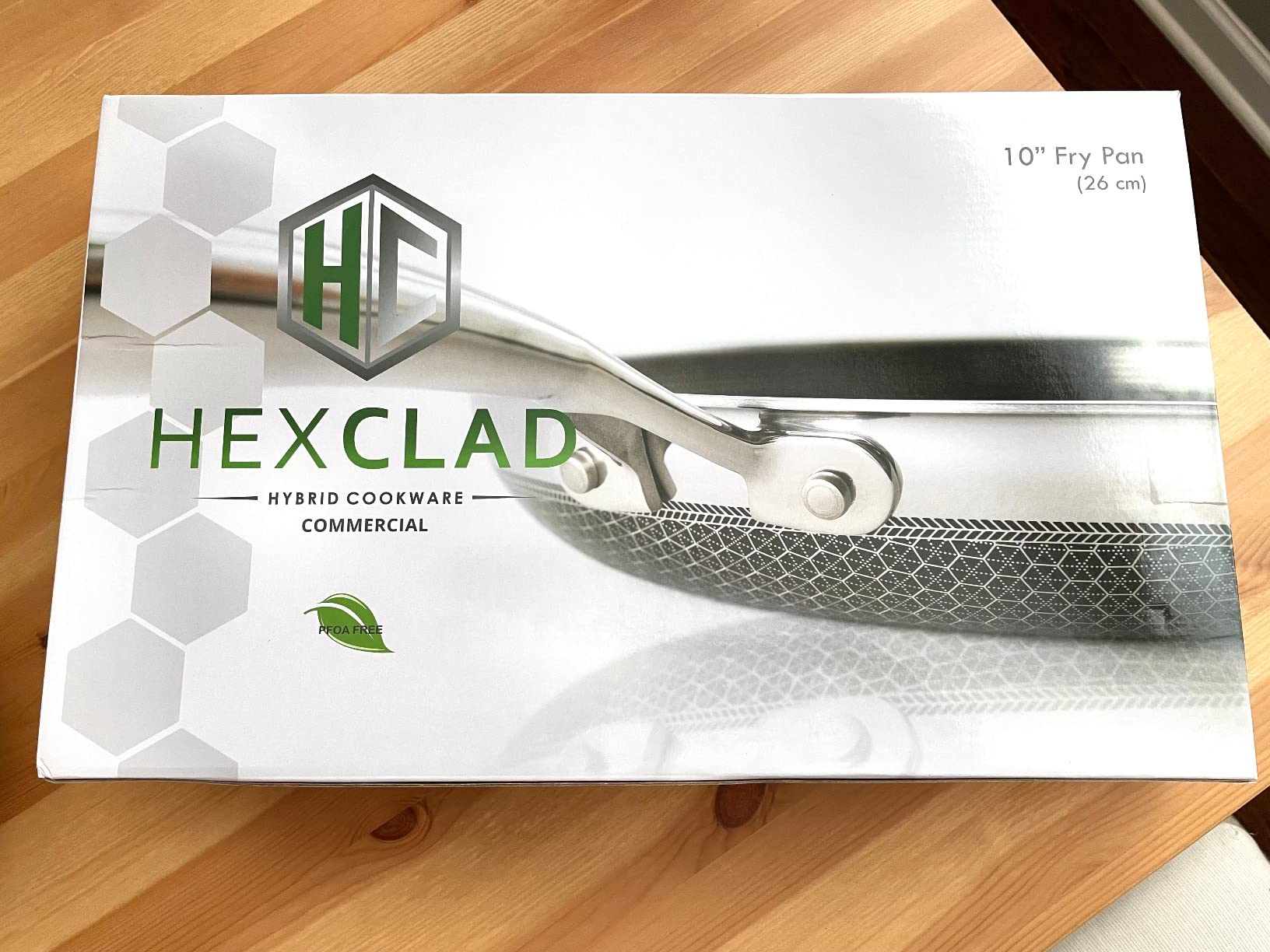 HexClad Hybrid Nonstick 6-Piece Fry Pan Set, 8, 10, and 12-Inch Frying Pans with Tempered Glass Lids, Stay-Cool Handles, Dishwasher-Friendly, Induction Ready, Compatible with All Cooktops - Customer Photo 4