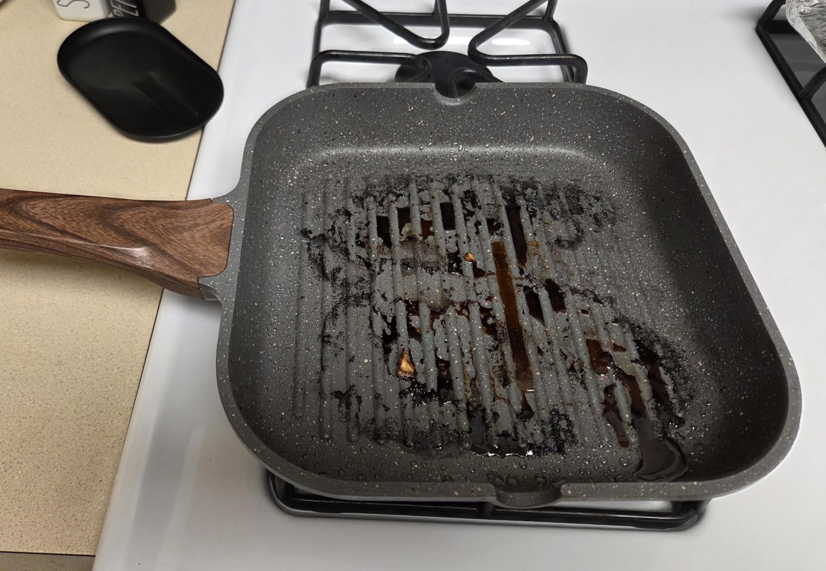 SENSARTE Nonstick Grill Pan for Stove Tops, Versatile Griddle with Pour Spouts, Square Big Cooking Surface, Durable Skillet Indoor & Outdoor Grilling. PFOA Free, 9.5 Inch customer photo 2