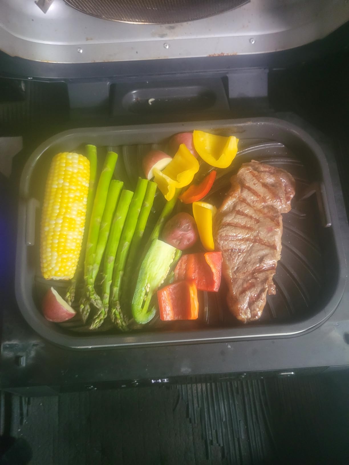 Ninja EG201 Foodi 6-in-1 Indoor Grill with Air Fry, Roast, Bake, Broil, & Dehydrate, 2nd Generation, Dishwasher Safe - Customer Photo 3