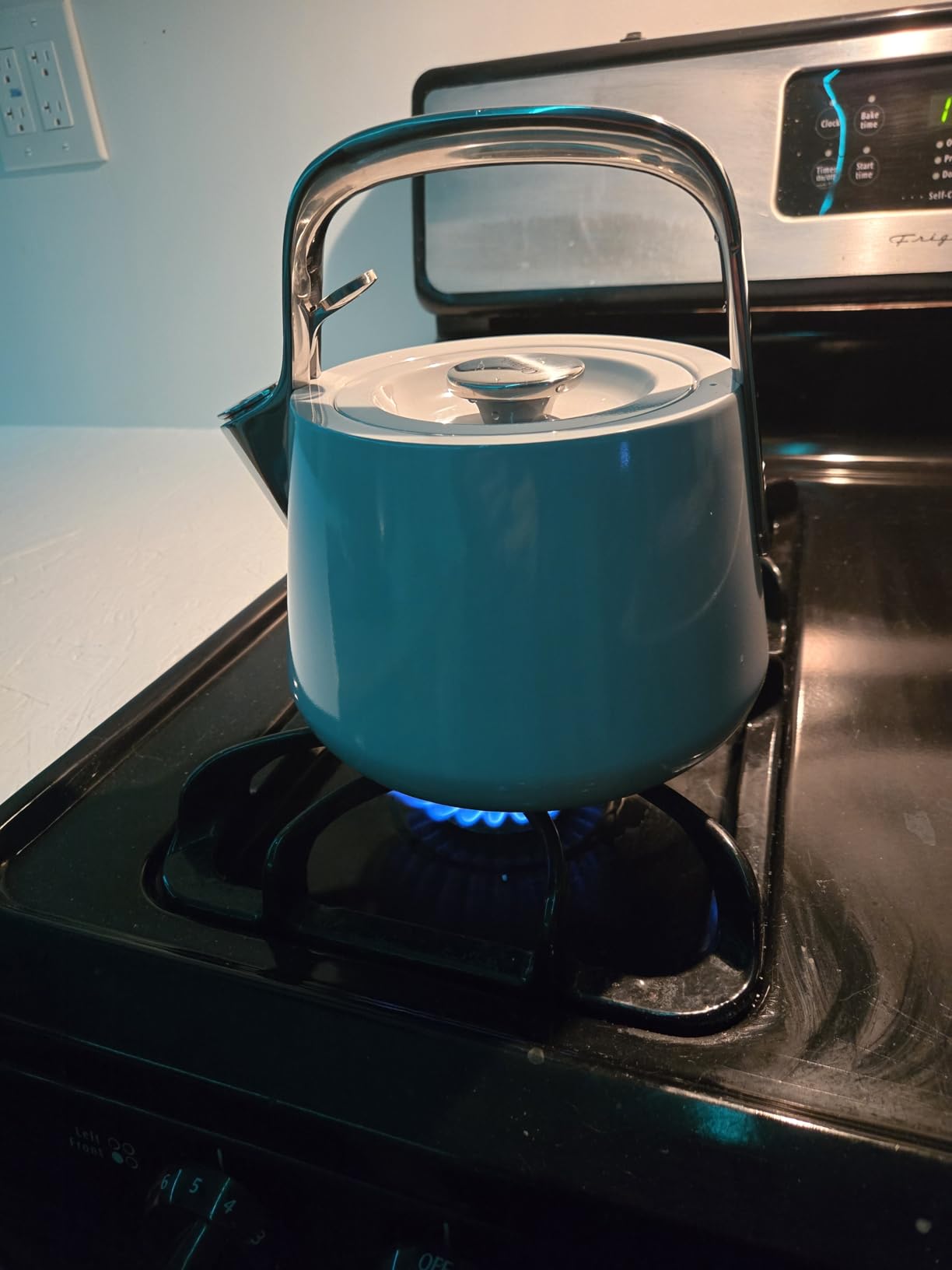 Caraway 2 Quart Whistling Tea Kettle - Durable Stainless Steel Tea Pot - Fast Boiling, Stovetop Agnostic - Non-Toxic, PTFE & PFOA Free - Includes Pot Holder - Sage - Customer Photo 2