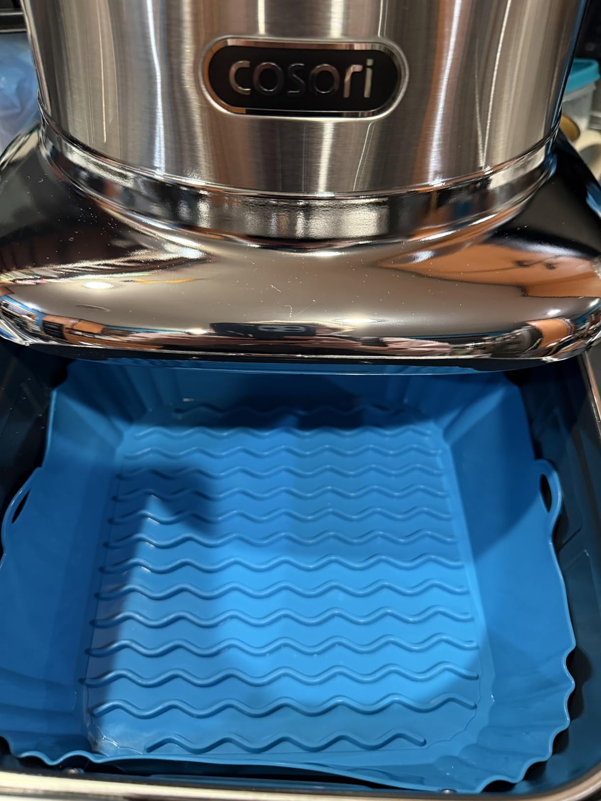 2 PCS Square Silicone Air Fryer Liners - 8 Inch Reusable Air Fryer Pot - Air Fryer Accessories - Air Fryer Inserts for 4 to 7 QT Oven Microwave Accessories (Red + Blue) - Customer Photo 1