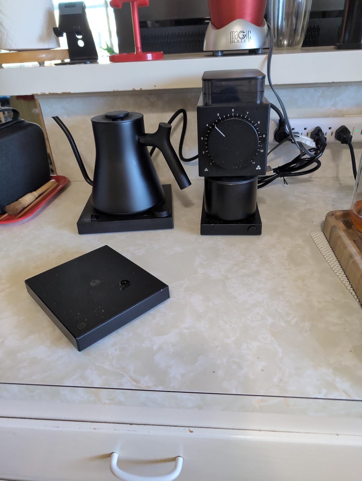 Fellow Gen 2 Ode Brew Grinder - Burr, Electric Coffee Bean Grinder with 31 Settings for Drip, French Press & Cold Brew - Small Footprint - Matte Black - Customer Photo 2