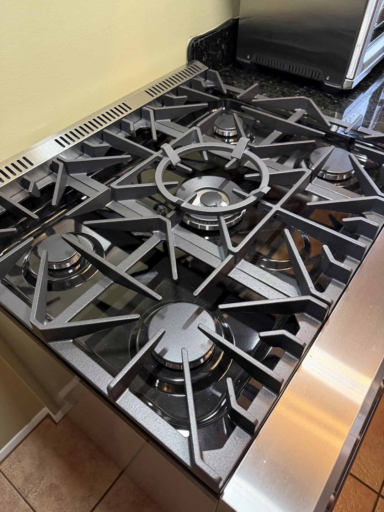Lazio 30-Inch Dual Fuel Range, 5 Burners, 4.32 cu.ft. True Convection Oven with Air Fryer & Griddle customer photo 1