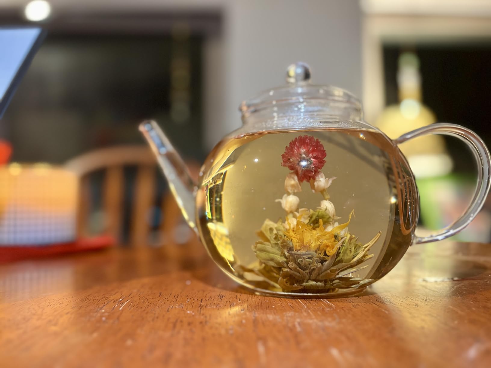 Teabloom Stovetop & Microwave Safe Glass Teapot with Removable Loose Tea Glass Infuser - Includes 2 Blooming Teas - 2-in-1 Tea Kettle and Tea Maker - Tea Purist's Choice customer photo 1