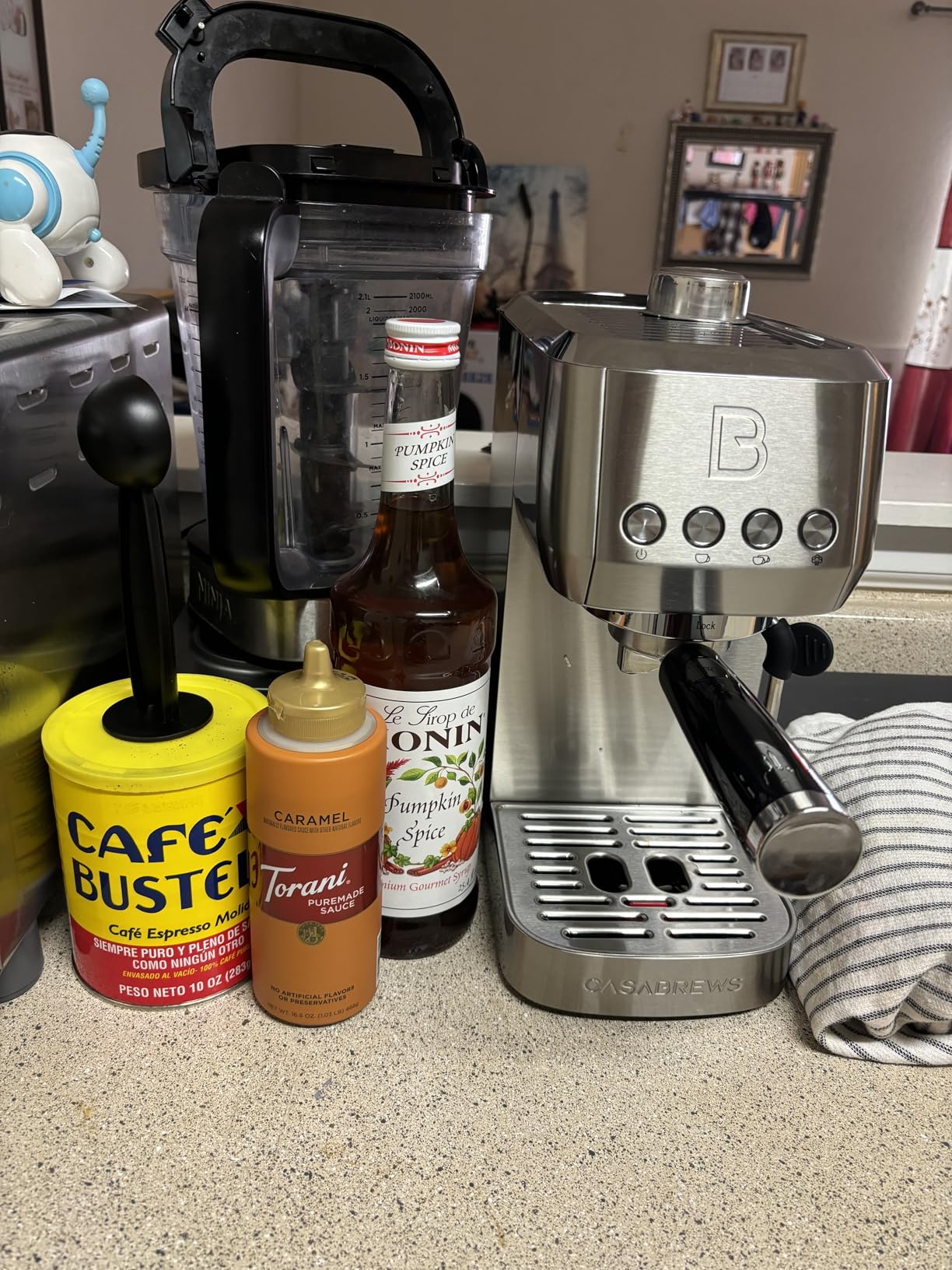 CASABREWS 3700 Essential Espresso Machine 20 Bar, Stainless Steel Cappuccino & Latte Coffee Maker with Steam Frother for Home, 43.9oz Water Tank, Silver customer photo 2