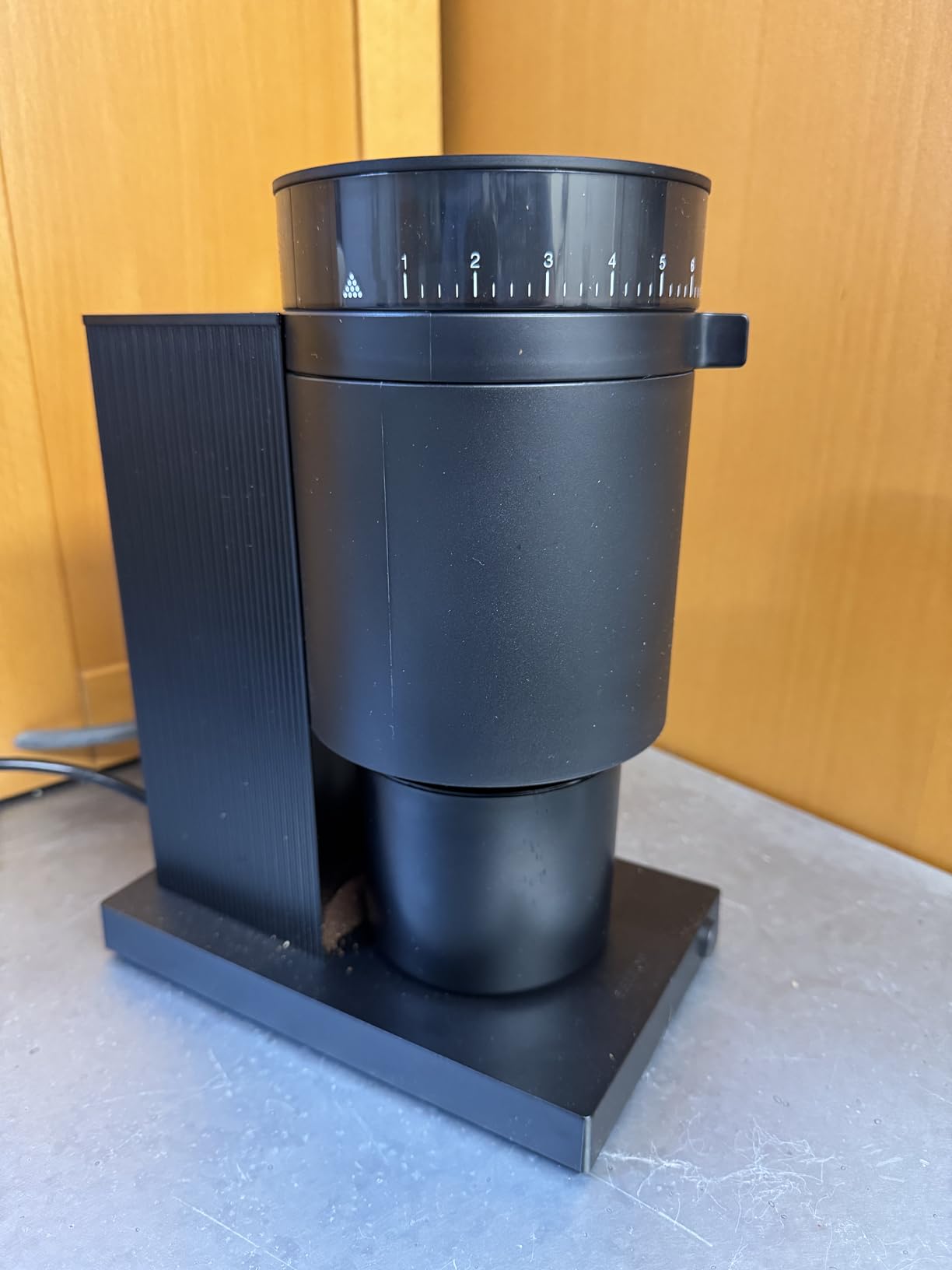 Fellow Opus Conical Burr Coffee Grinder – Electric Espresso Grinder for Home Use, 41 Adjustable Settings for Drip, French Press, Cold Brew & More, 40mm Stainless Steel Burrs, Matte Black - Customer Photo 1