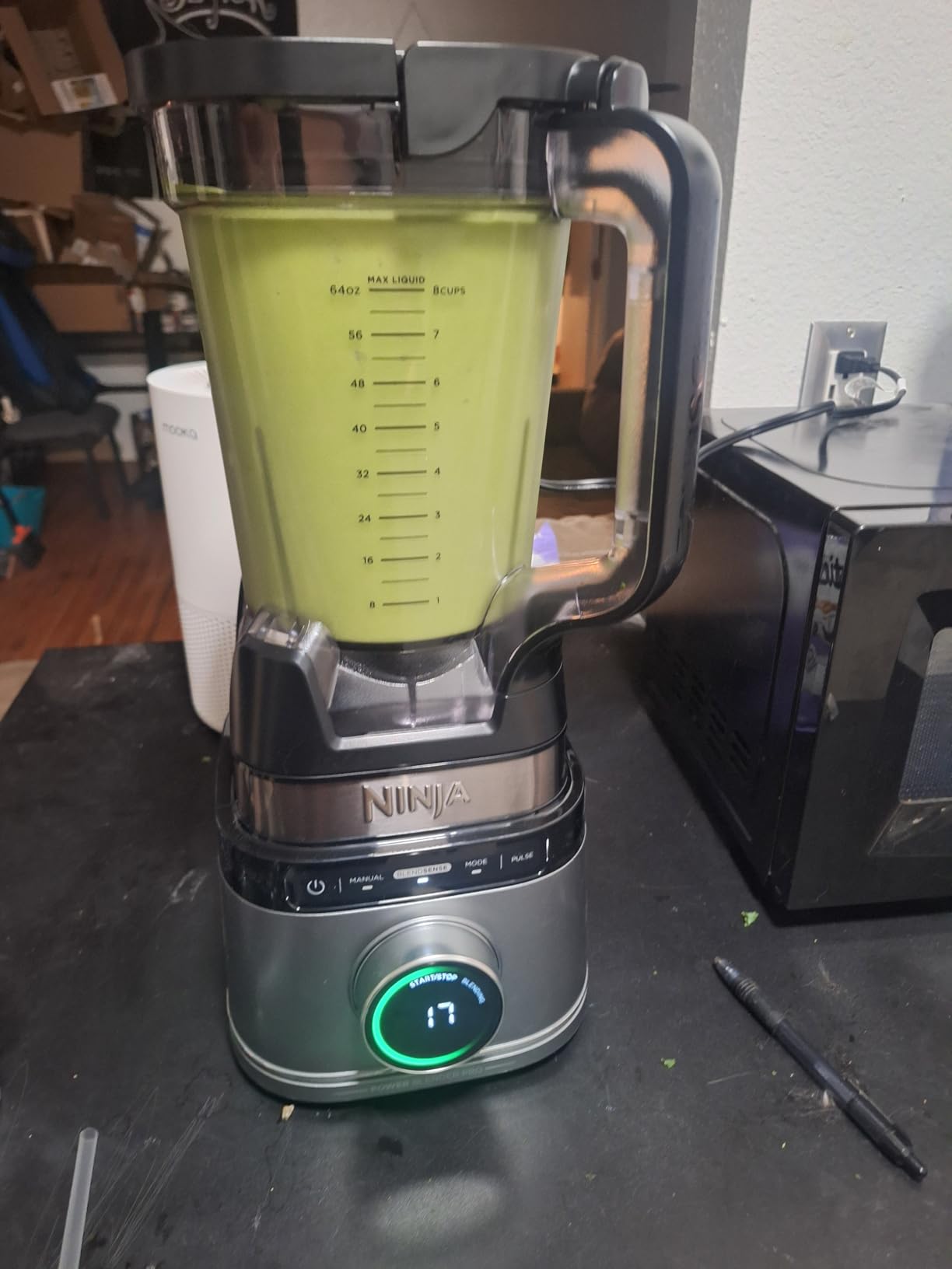 Ninja Blender | Best for Smoothies, Frozen Drinks, Shakes, Veggie Chopper & More | 72 oz. Full Size Pitcher | Blender for Kitchens |1800 Watt | Black | TB201 - Customer Photo 4