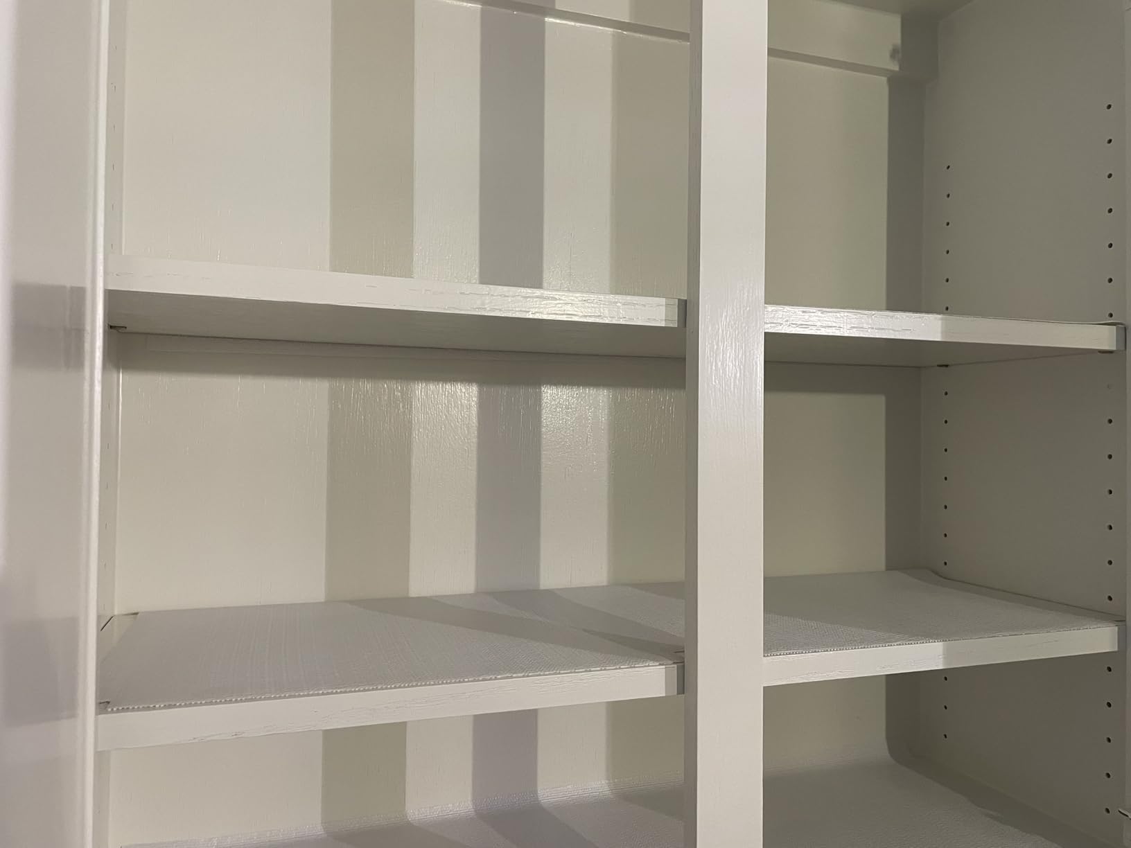 Beautysaid Shelf and Drawer Liner for Kitchen Cabinet, Non Adhesive Non Slip Shelf Paper Waterproof Washable Thickened for Dresser Pantry Shelve Bathroom Protector Liner(White,12 in x 10 FT) - Customer Photo 1