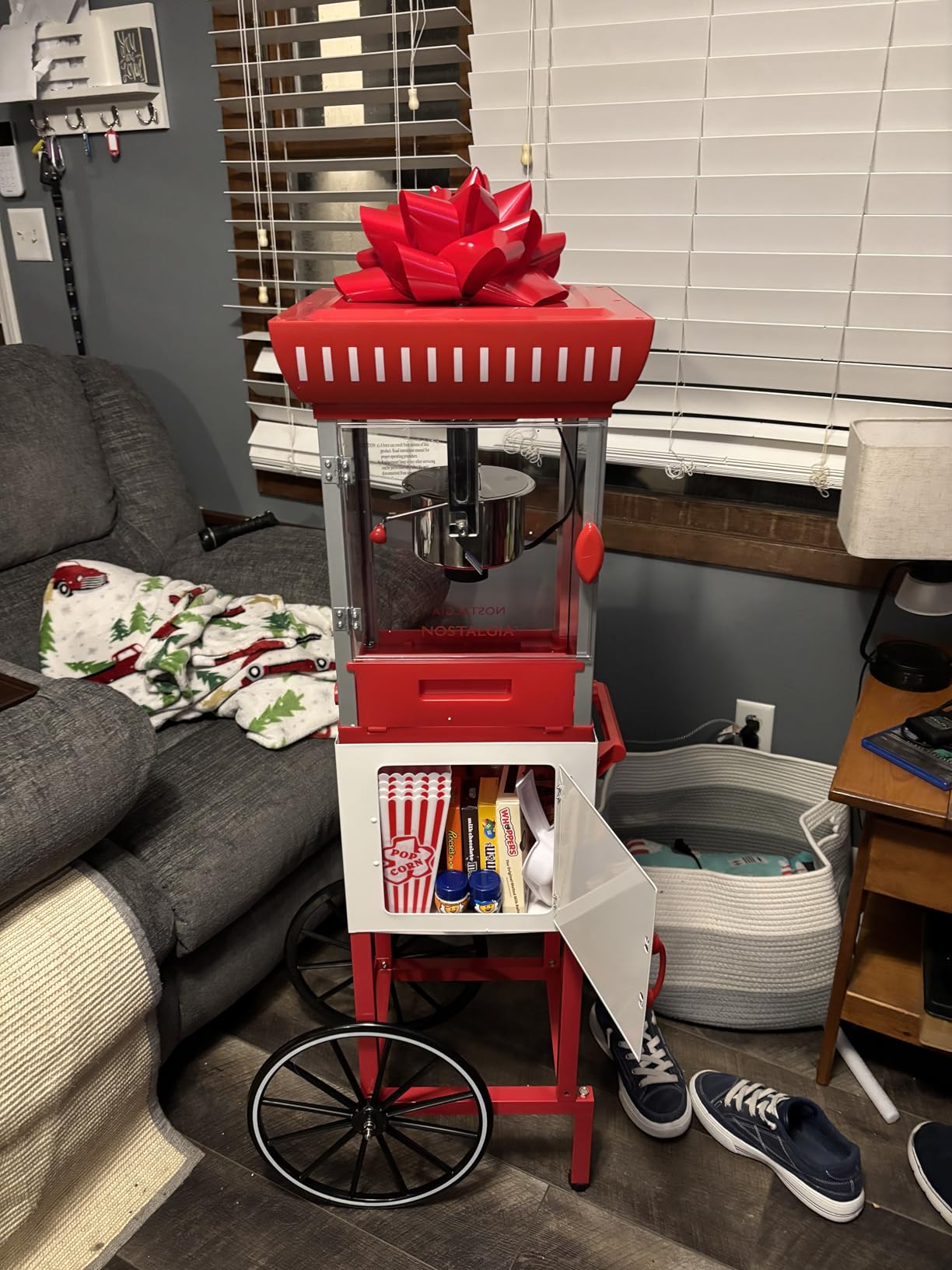 Nostalgia Popcorn Maker Machine - Professional Cart With 2.5 Oz Kettle Makes Up to 10 Cups - Vintage Popcorn Machine Movie Theater Style - Red - Customer Photo 2