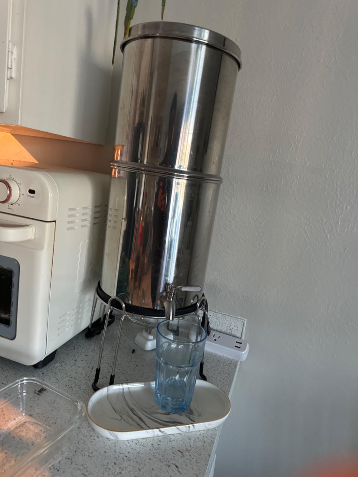 CO-Z Gravity-Fed Water Filter System, 2.25 Gallons Countertop Water Filtration System, 304 Stainless Steel Gravity Water Purifier with 2 Carbon Filters & Water Spigot, NSF/ANSI 42 Certification - Customer Photo 1