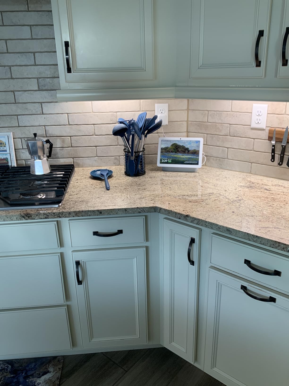 HOTEC 446°F Heat Resistant Silicone Kitchen Utensils, Cooking Utensil Set, Spatula Set, BPA Free, Kitchen Gadgets, With Stainless Steel Utensils Holder, Dishwasher Safe 14pcs Khaki customer photo 1