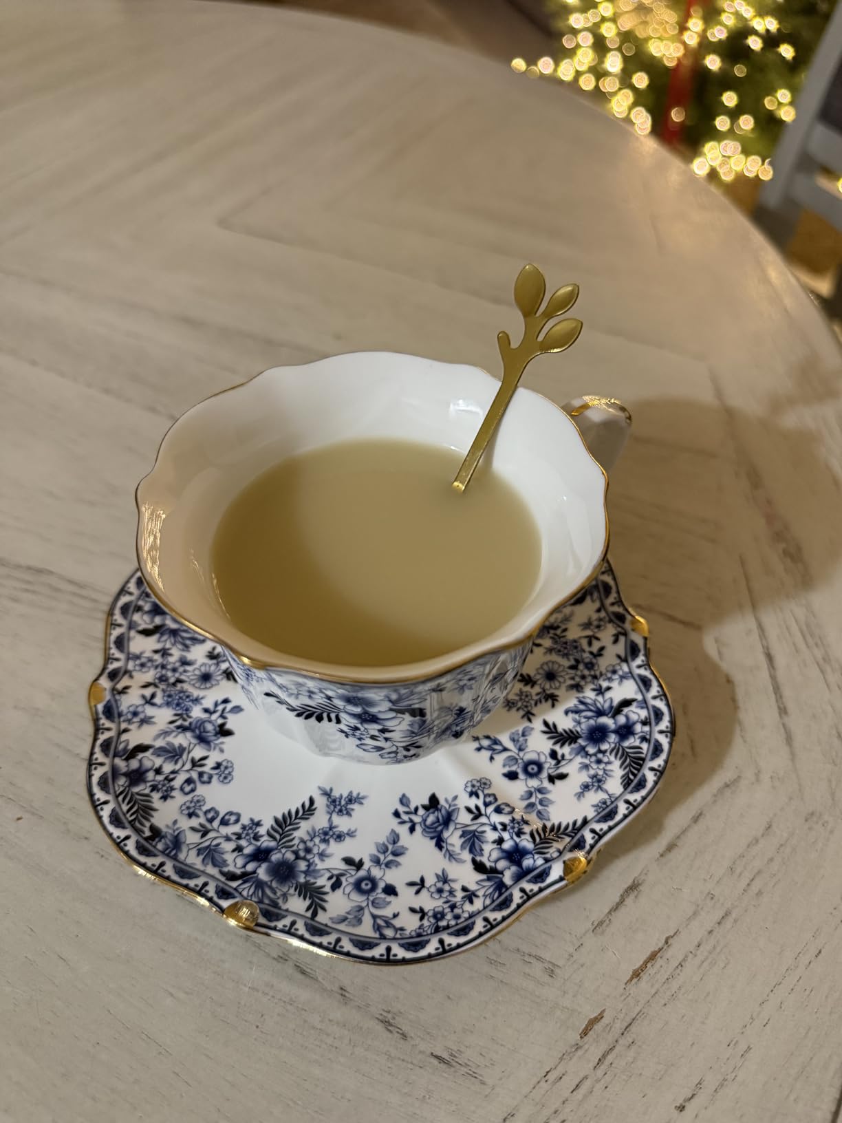 TATSUMI Country Roses Bone China Tea Cup and Saucer Set, 3 Pieces, Vintage Style, For Women and Tea Parties customer photo 2