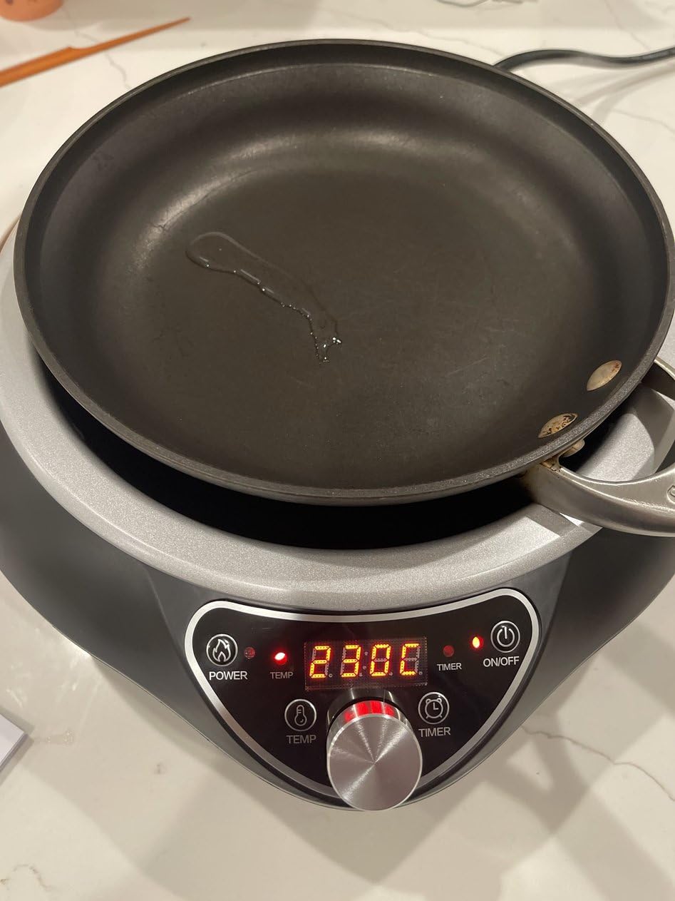 Inductio Cooktop With Wok Pan 1700W (85V~175V) 16 Levels Temperature & Power Control Induction Wok Burner with 18 Hours Timer, Auto-off, Fast & Even Heating Concave Electric Stove (Green) - Customer Photo 1