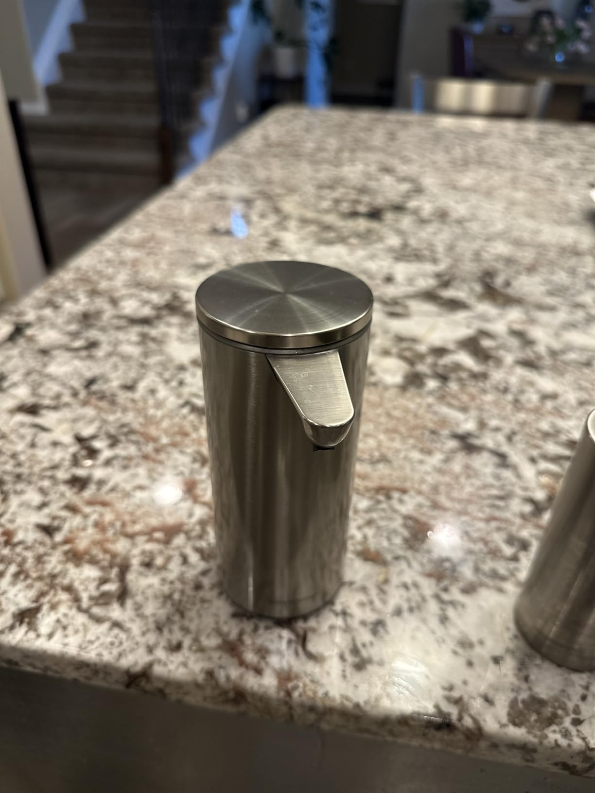 simplehuman 9 oz. Touch-Free Automatic Rechargeable Sensor Pump, Brushed Stainless Steel, New - Customer Photo 2