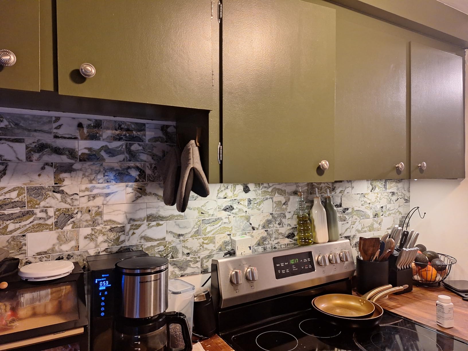 Vamos Tile 100-Piece Glossy Dolomite White Peel and Stick Backsplash Tile,3''x6'' PVC Subway Tile with White Grout, Stick on Backsplash for Kitchen/Bathroom/Fireplace - Customer Photo 4