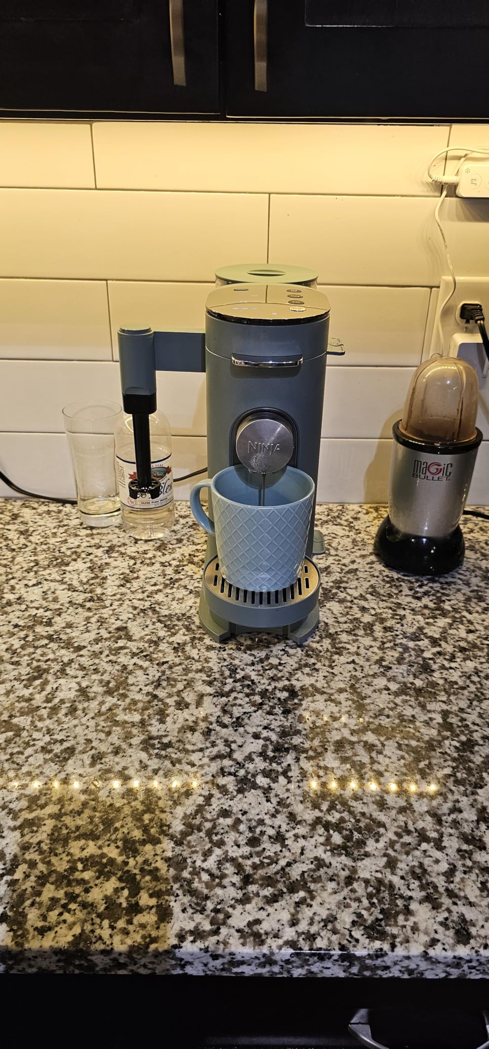 Ninja Pods & Grounds Specialty Single-Serve Coffee Maker, K-Cup Pod Compatible, Built-In Milk Frother, 6-oz. Cup to 24-oz. Travel Mug Sizes, Iced Coffee Maker, 1550 watts, Sage Green, PB051SG customer photo 1