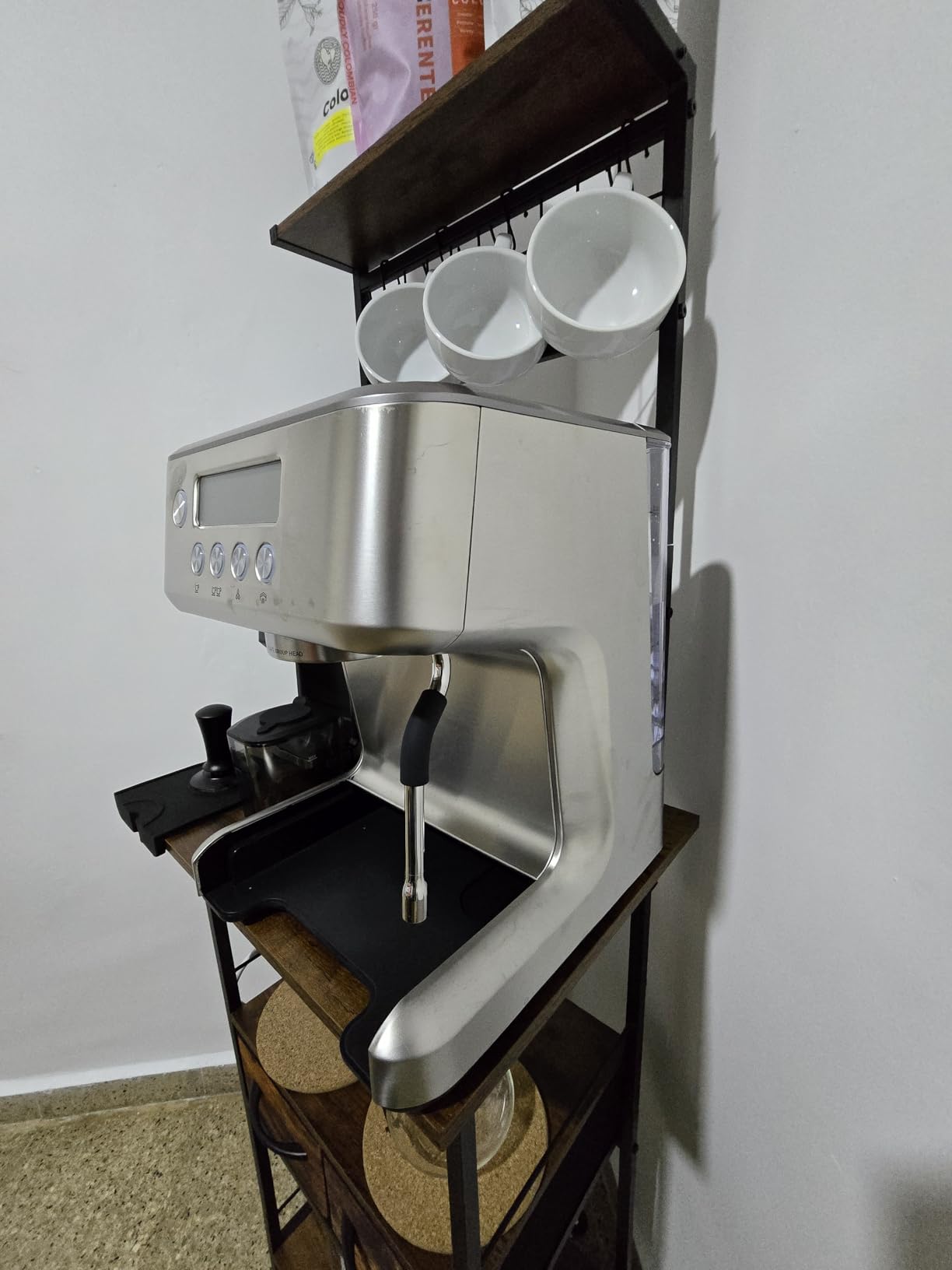 CASABREWS Ultra Espresso Machine with LCD Display, Espresso Maker with Powerful Milk Frother, Customizable Brewing Temperature, Provides Barista-Level Lattes and Cappuccinos, Gift for Men & Women - Customer Photo 2