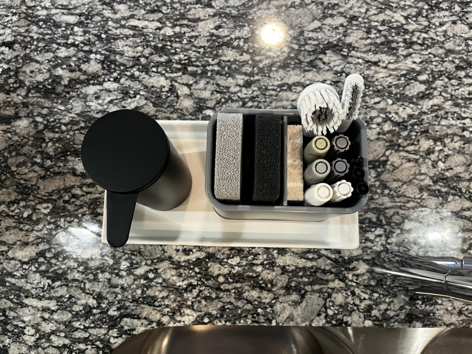 Casanero 6-Pack Silicone Kitchen Scrubbing Sponges, Heavy-Duty, Non-Scratch Kitchen Sponges | Reusable, Odor-Free, Multipurpose Cleaning for Kitchen, Bathroom, Dishes, Non-Stick Cookware, Countertops Customer Review Casanero 6-Pack Silicone Kitchen Scrubbing Sponges, Heavy-Duty, Non-Scratch Kitchen Sponges | Reusable, Odor-Free, Multipurpose Cleaning for Kitchen, Bathroom, Dishes, Non-Stick Cookware, Countertops - Customer Photo 1