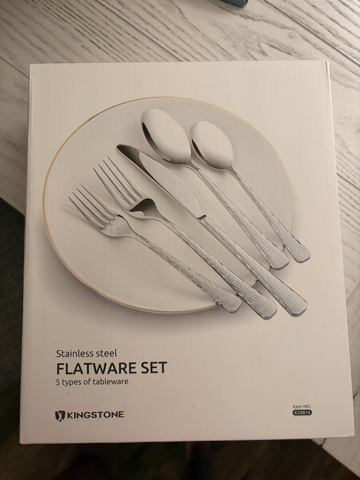 KINGSTONE Gold Hammered Silverware Set, Flatware Set with Serving Utensils, 18/10 Stainless Steel Premium Cutlery with Unique Ripple Handles Design Mirror Polished - Dishwasher Safe (65-Piece) - Customer Photo 3