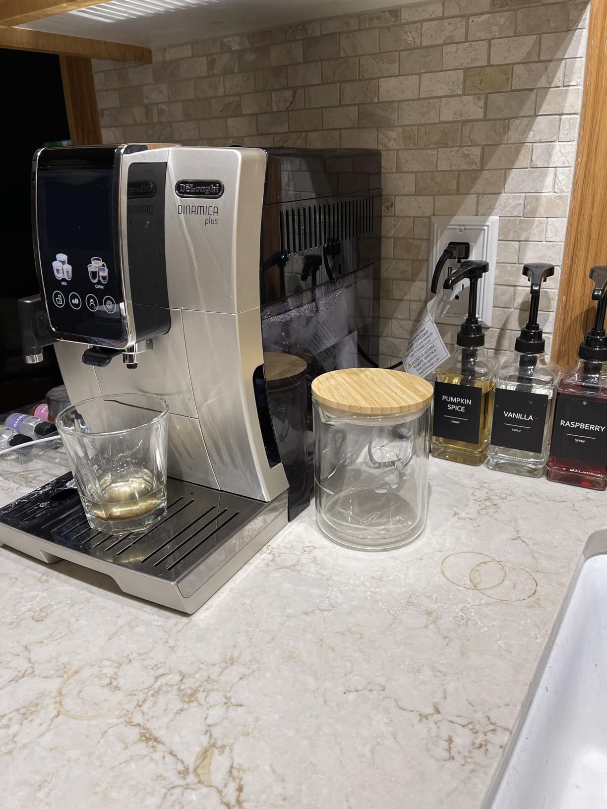 De'Longhi Dinamica Plus Fully Automatic Espresso Machine - Brew Personalized Coffee for up to 4 User Profiles, 24+ Recipes, Built in Grinder & Automatic Milk Steam Wand with 3 Frother Modes Customer Review De'Longhi Dinamica Plus Fully Automatic Espresso Machine - Brew Personalized Coffee for up to 4 User Profiles, 24+ Recipes, Built in Grinder & Automatic Milk Steam Wand with 3 Frother Modes - Customer Photo 1