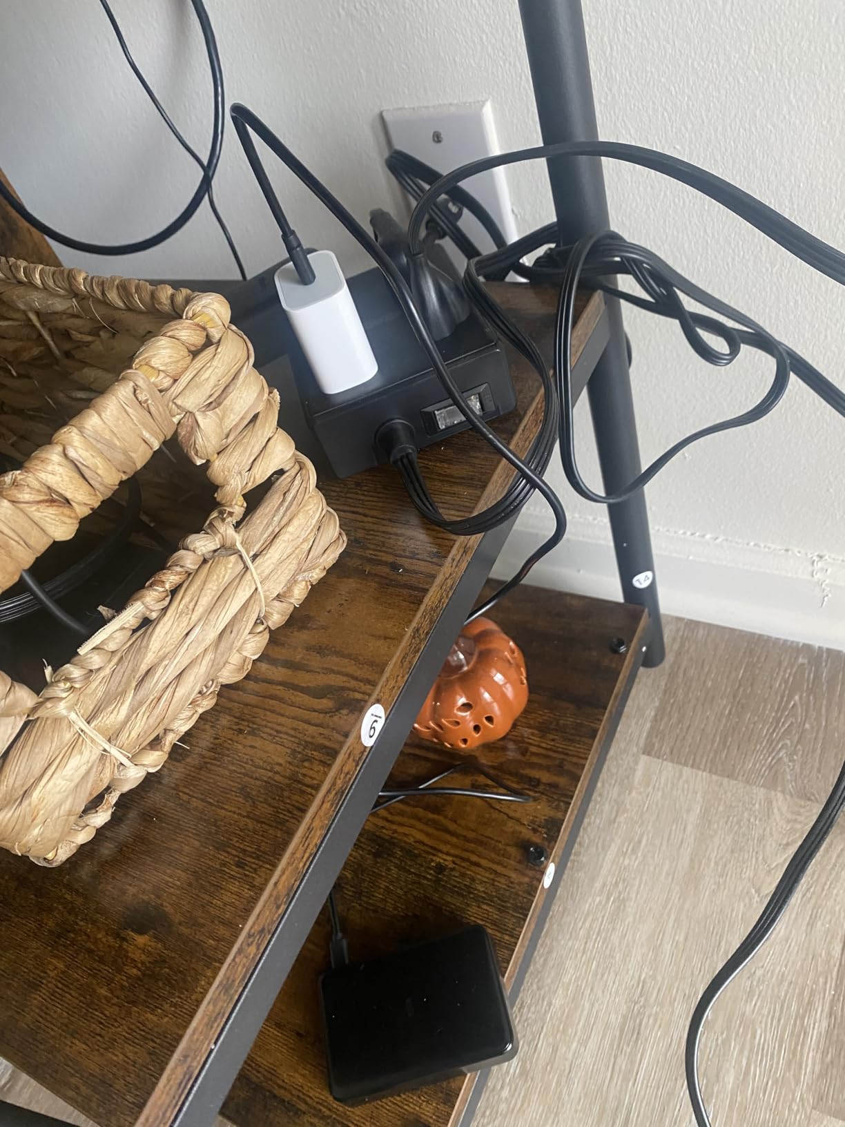 10Ft Extension Cord with Multiple Outlets, Flat Plug Surge Protector Power Strip 10 Ft Long Cord, 8 Outlets & 4 USB Ports (2 USB C), Desk Charging Station for Home Office, College Dorm Room Essentials - Customer Photo 3
