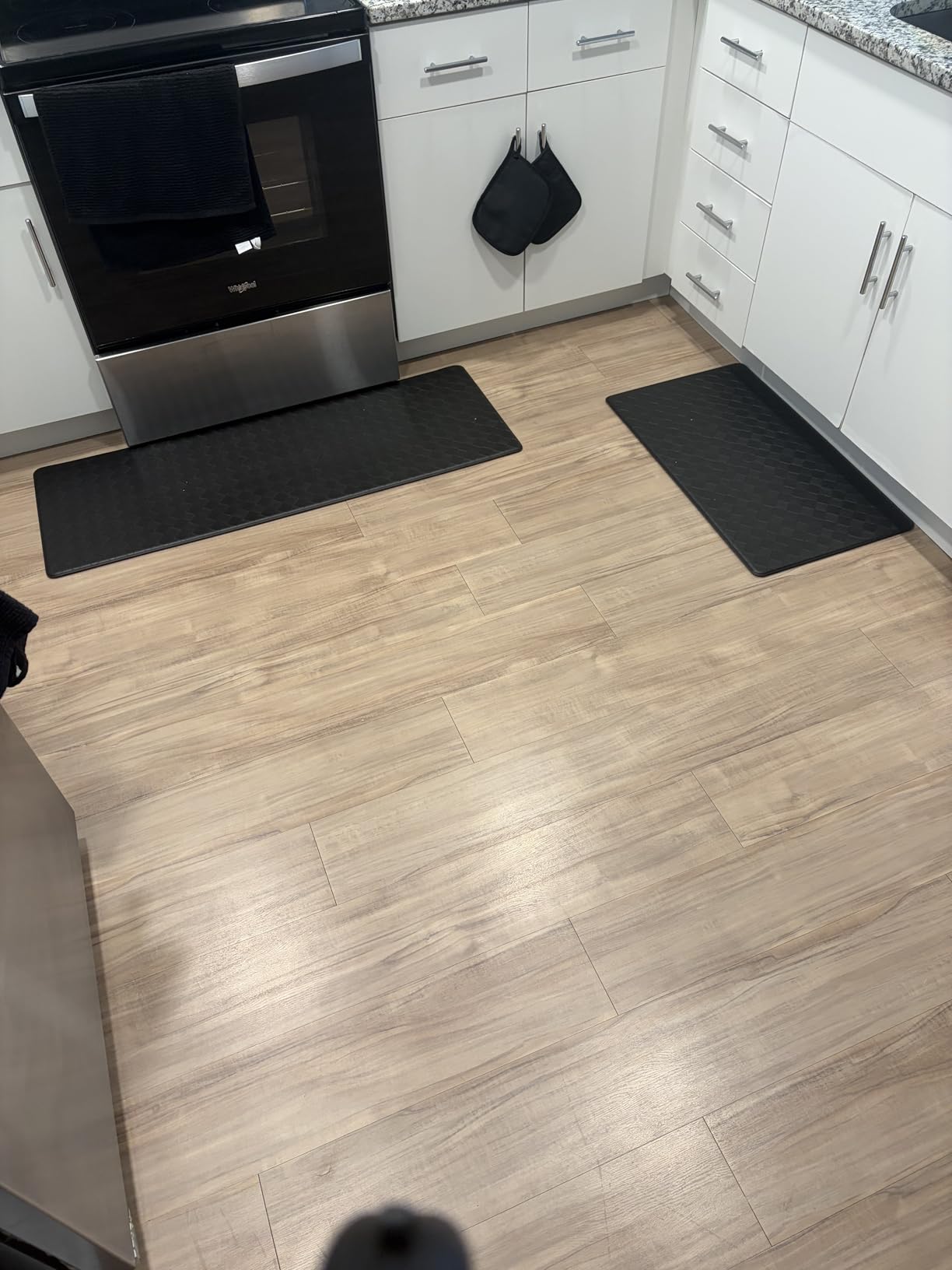 Kitchen Mats, 2PCS Kitchen Rugs, Cushioned Anti Fatigue Kitchen Mats for Floor, Non-Slip Standing Sink Mat, Waterproof Kitchen Rug Set for Kitchen Floor Office,17.3