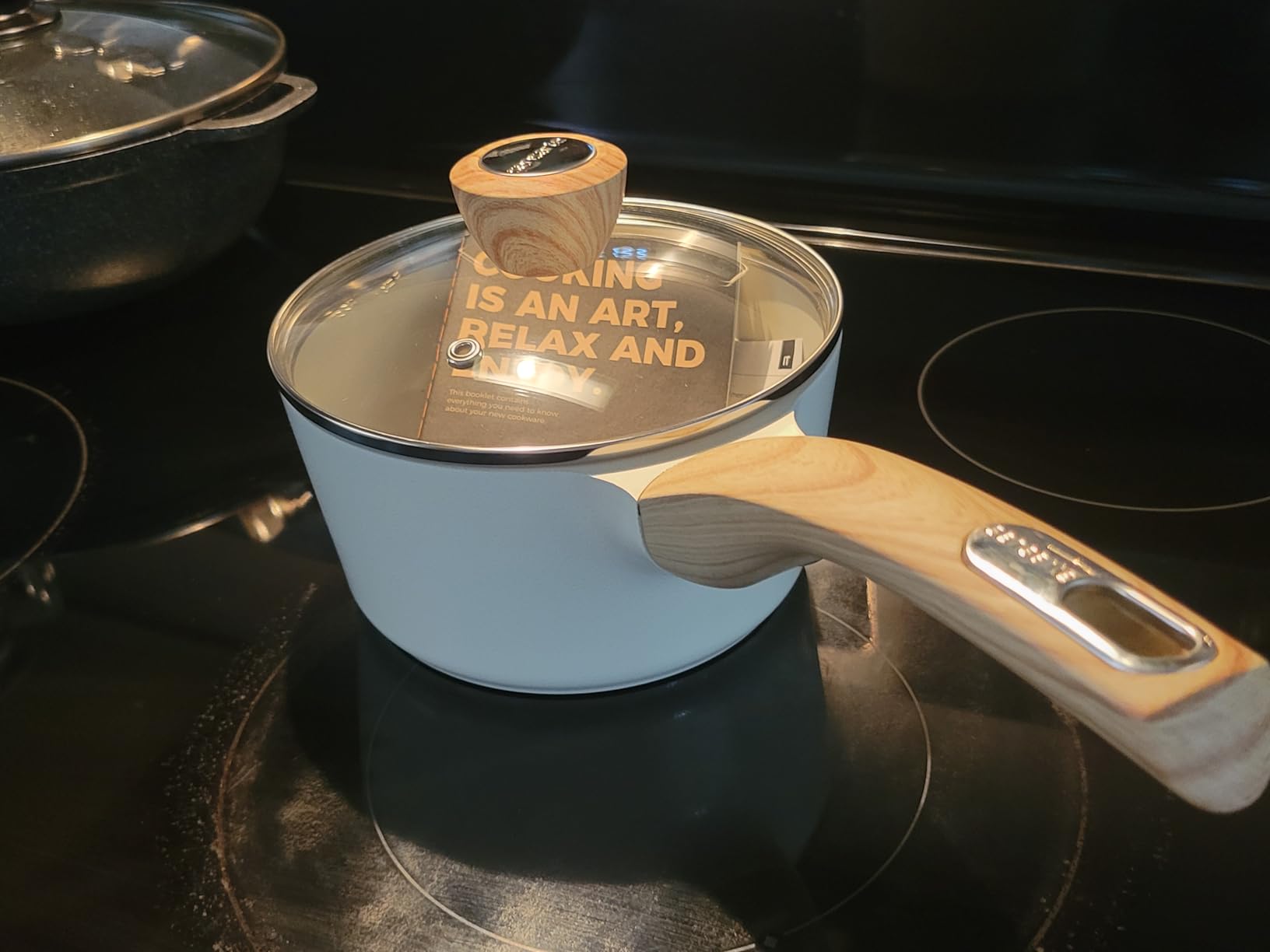 SENSARTE Ceramic Nonstick Sauce Pan with Lid, 1.5 Quart Small Saucepan, White Cooking Pot with Stay Cool Handle, Non toxic Kitchen Sauce Pot, Non stick Saucier Pan, Induction Pot, PFOA PTFE PFAS Free - Customer Photo 3