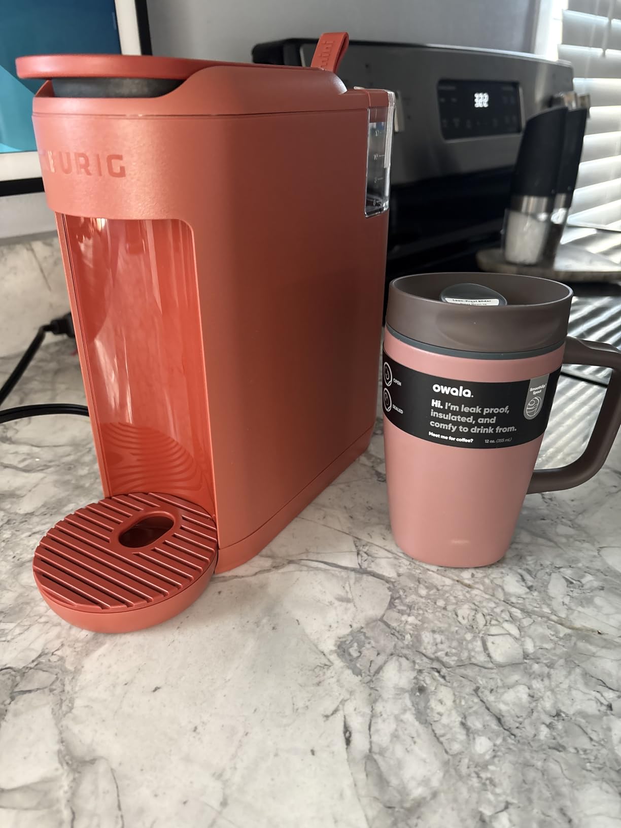 Keurig K-Mini Mate Single Serve K-Cup Pod Coffee Maker, Brews Up to 12 oz Cup, Compact Portable Coffee Machine for Small Spaces, Great for Dorms & Offices, Black - Customer Photo 1