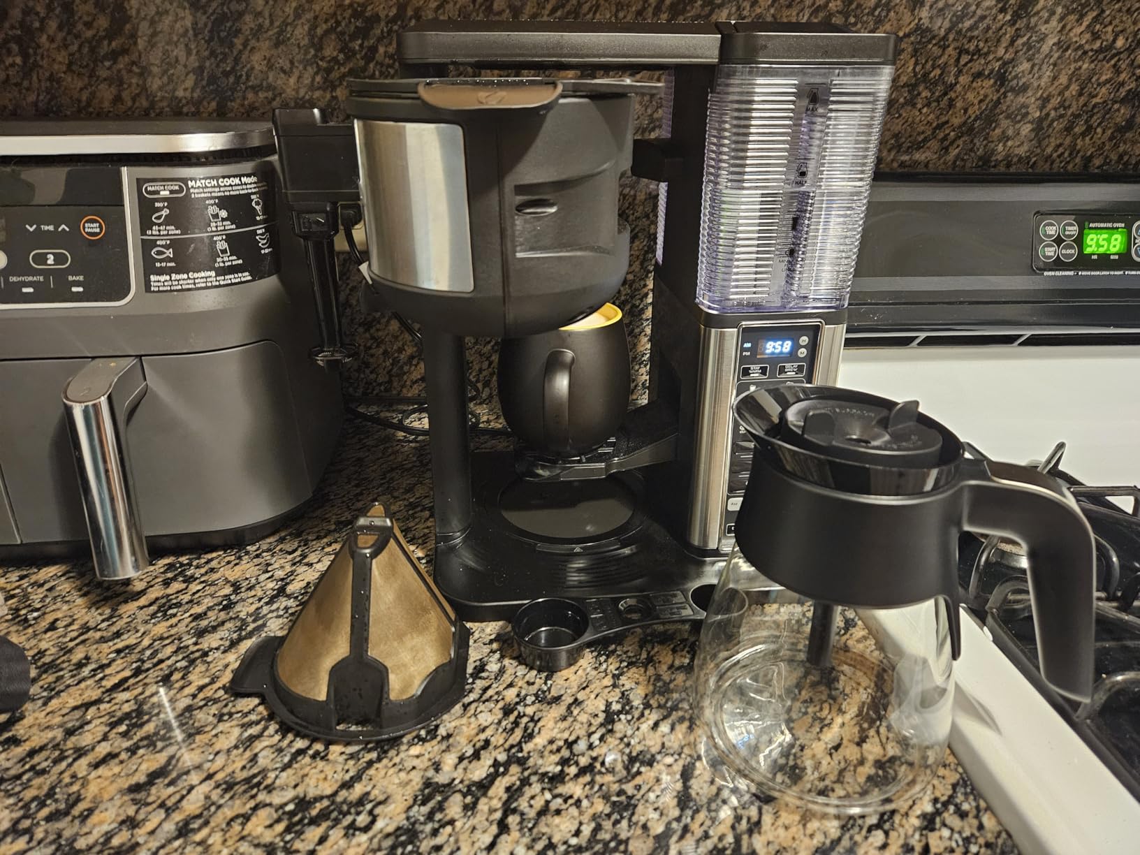 Ninja Fresh Brew Drip Coffee Maker | Programmable 14Cup Glass Carafe, Brew Classic & Rich, 70oz Removable Water Reservoir | Small Batch, Delay Brew, Adjustable Warming Plate | Stainless Steel | CE451 - Customer Photo 1