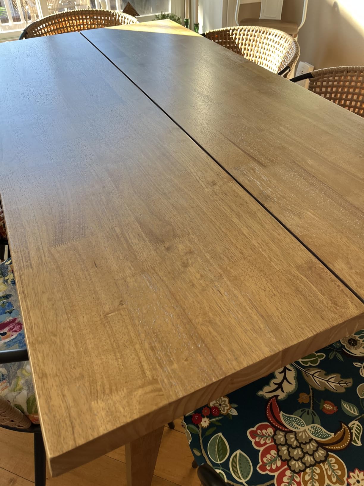 Hevea Solid Wood Extension Dining Table, Expandable Table for 4 to 8 Seats, Adjustable Modern Wooden Dining Furniture for Stylish and Functional Living - Customer Photo 1