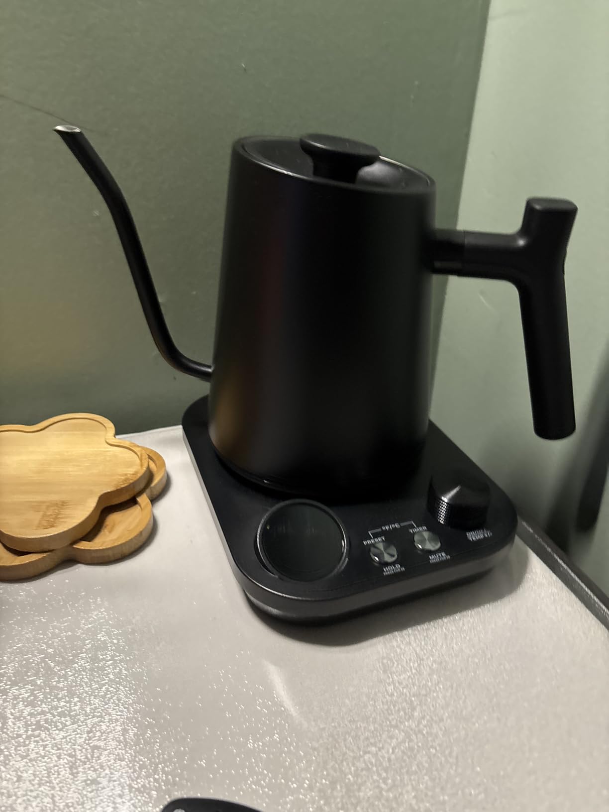Silonn Electric Gooseneck Kettle - +/-1F Precise Temp Control, 0.9L 304 Stainless Steel | 4-Hour 212F Keep Warm, 7 Presets & LED Brew Timer for Pour-Over Coffee - Customer Photo 1