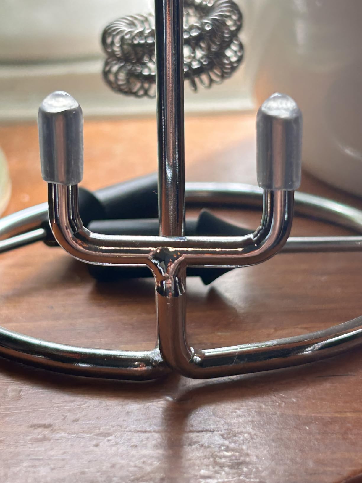 CIRCLE JOY Rechargeable Handheld Milk Frother Wand with Stand, 3 Variable Speeds, 3 Whisks and Storage Box, Electric Drink Mixer for Latte, Cappuccino, Hot Chocolate, Eggs and Protein Powder, Black customer photo 1