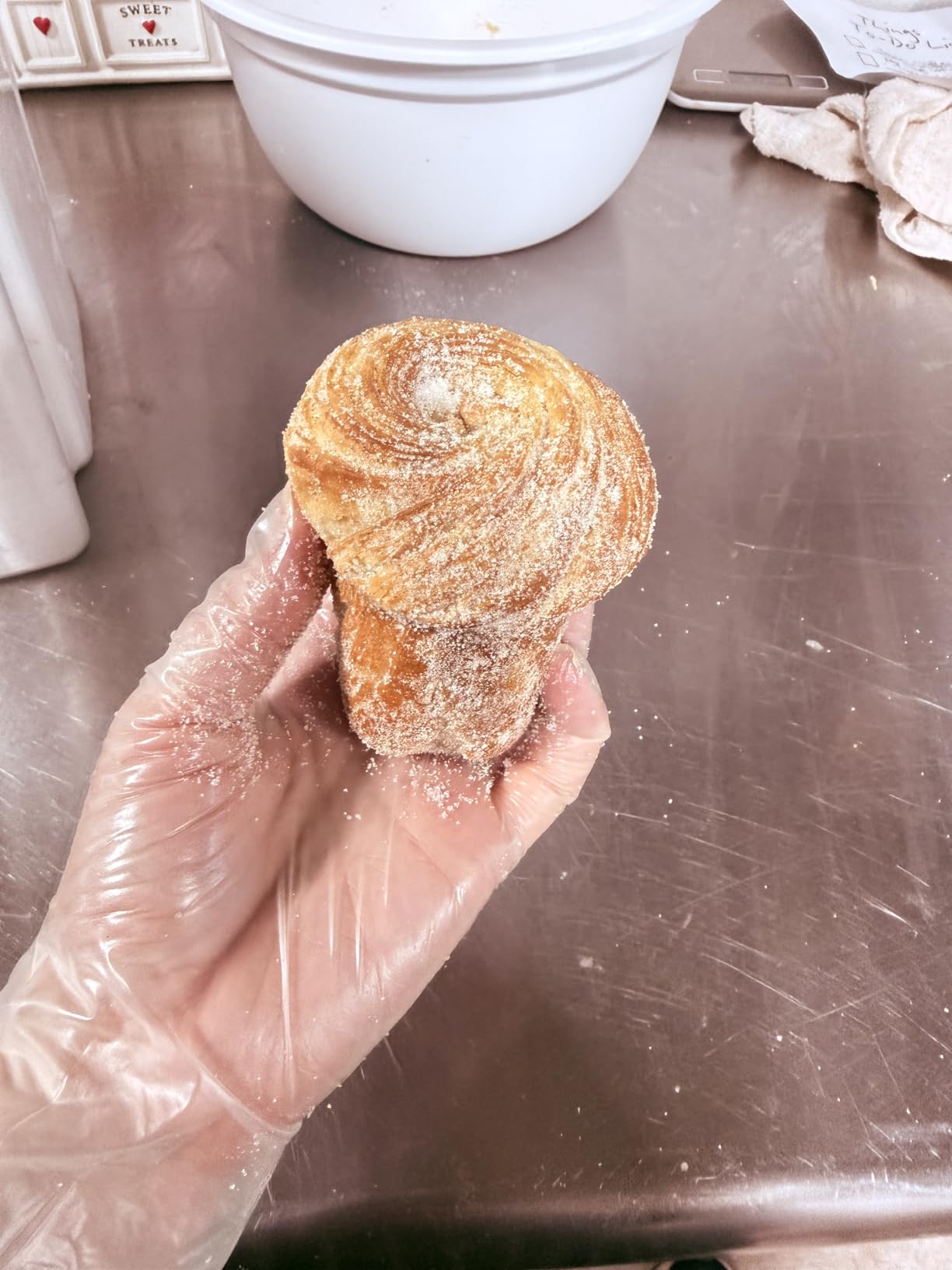 Chicago Metallic 26121 Professional 12-Cup Non-Stick Mini-Popover Pan, 16-Inch-by-10.75-Inch customer photo 1