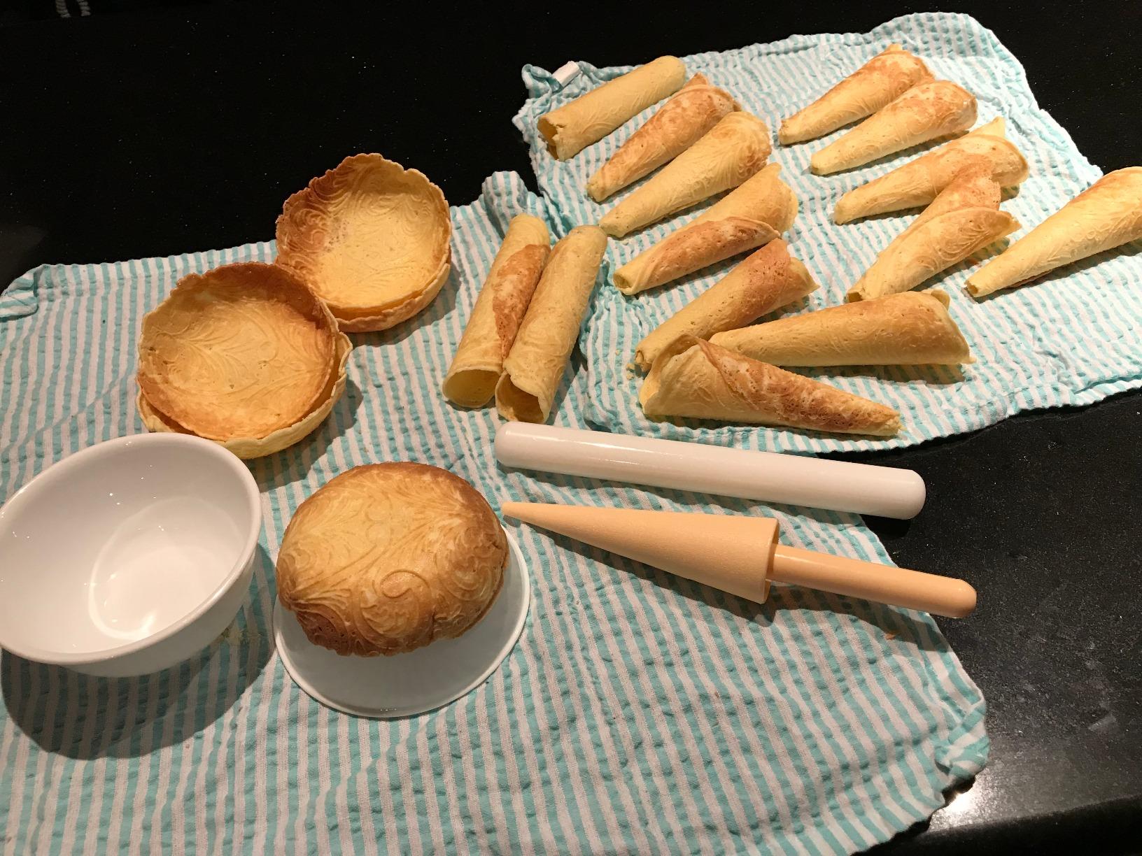 Chef'sChoice KrumKake Maker Features Nonstick Surface and Instant Heat Recovery customer photo 1