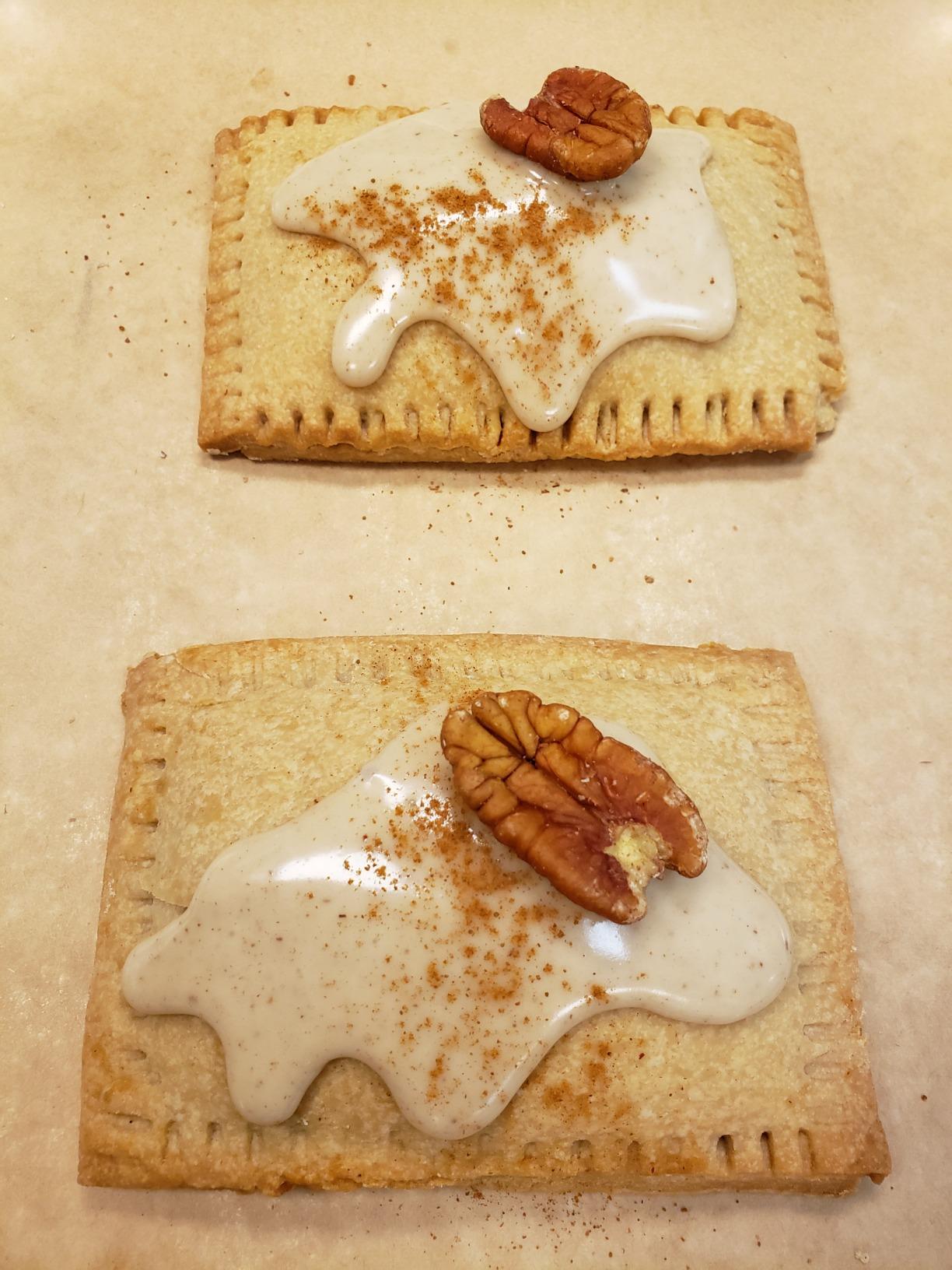 Fox Run 5543 Pastry Crimper, Stainless Steel and Wood customer photo 1