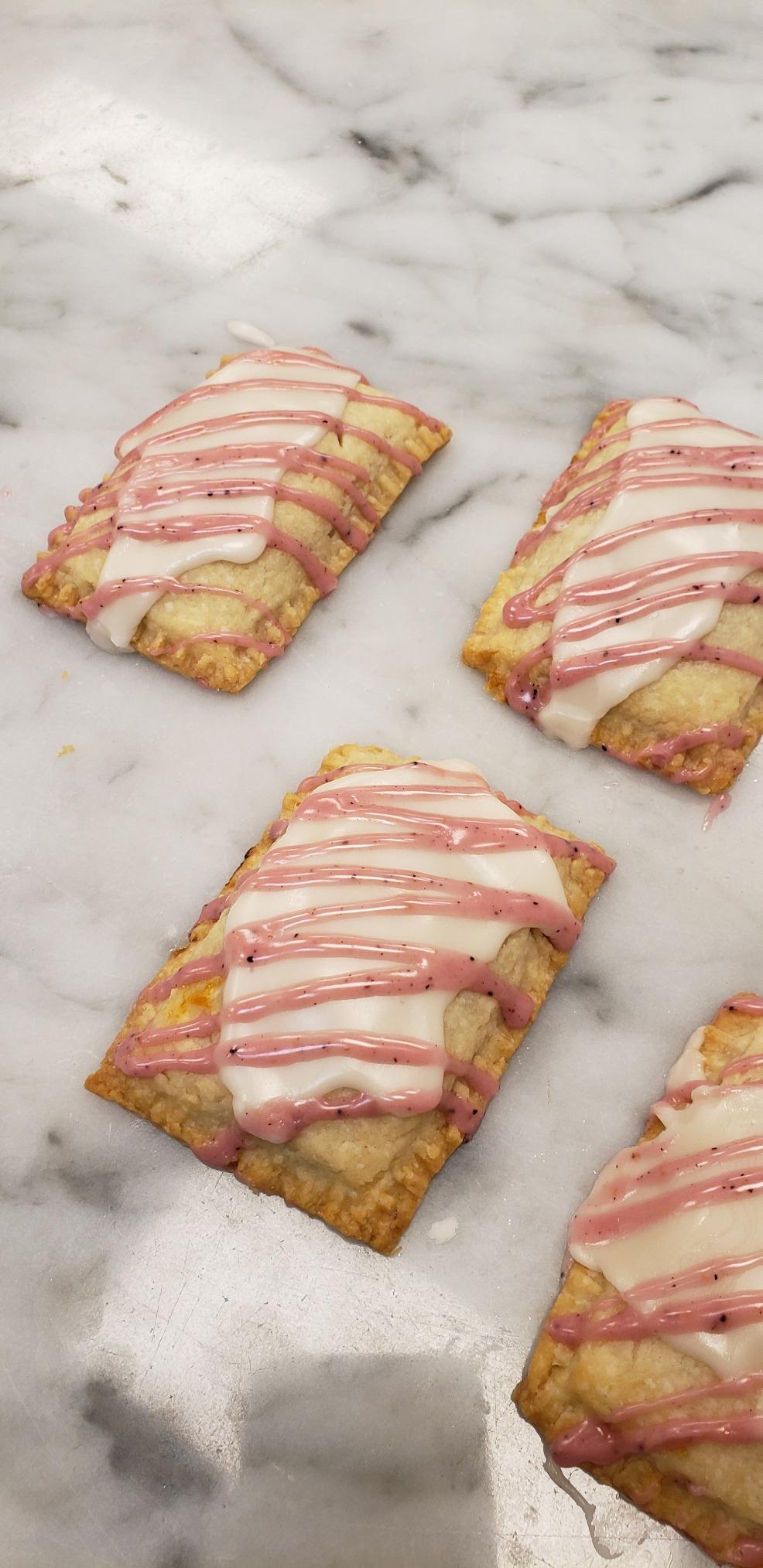 Fox Run 5543 Pastry Crimper, Stainless Steel and Wood customer photo 2