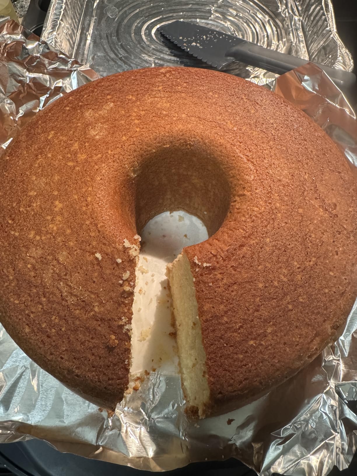 Nordic Ware Classic Cast Pound Cake, Nonstick 10 Inch One Piece Pan - Great for Angel Food, Coffee Cake, 18 Cup - Graphite customer photo 1