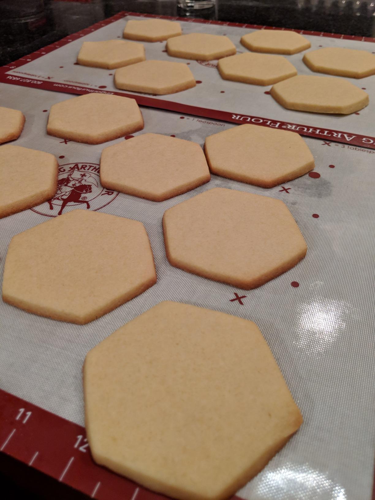 Ateco 4 Piece Stainless Steel Plain Edge Round Cutters Set in Graduated Sizes customer photo 1