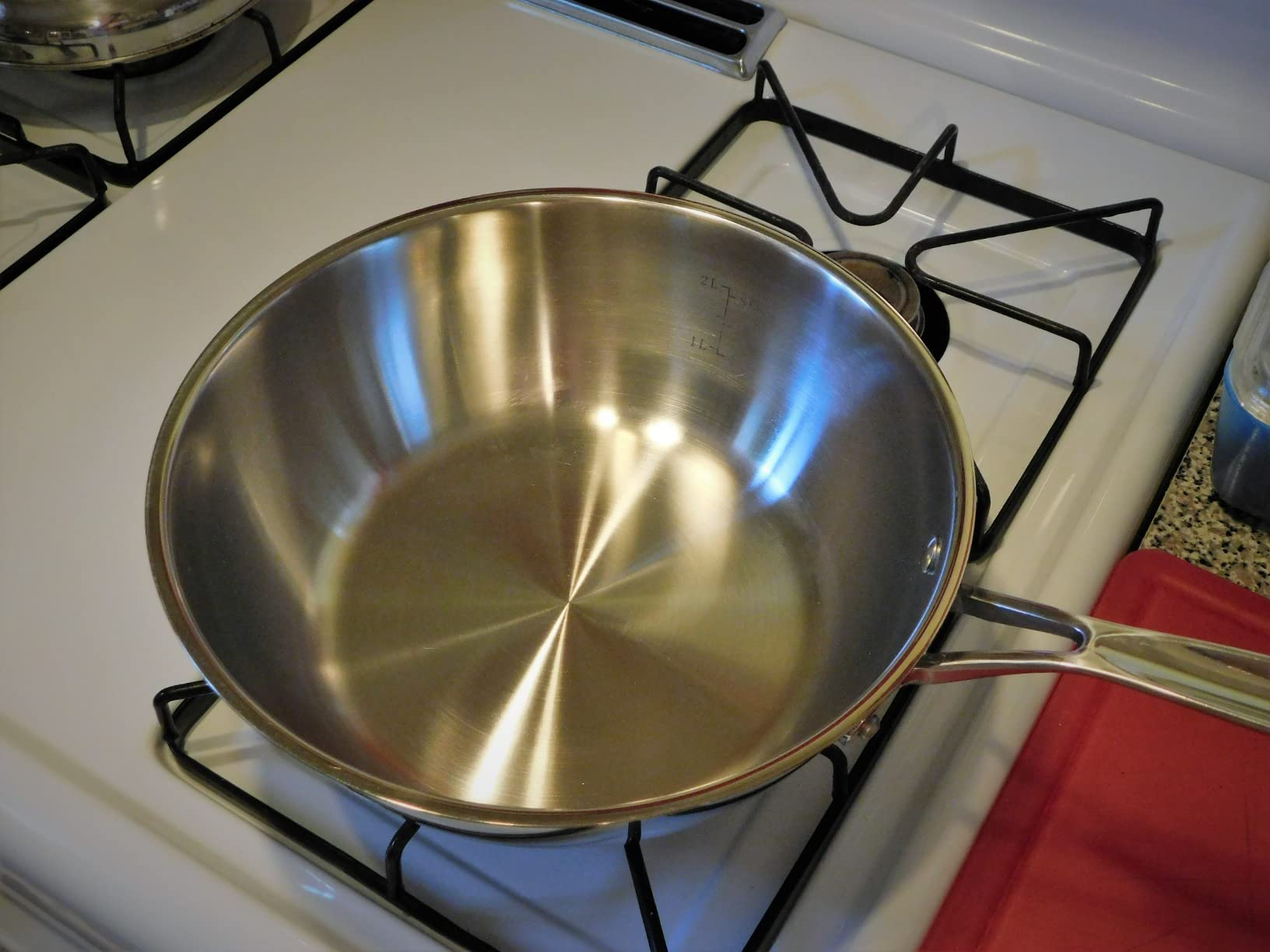 Cuisinart 735-24 Chef's Classic Stainless 3-Quart Chef's Pan with Cover customer photo 1