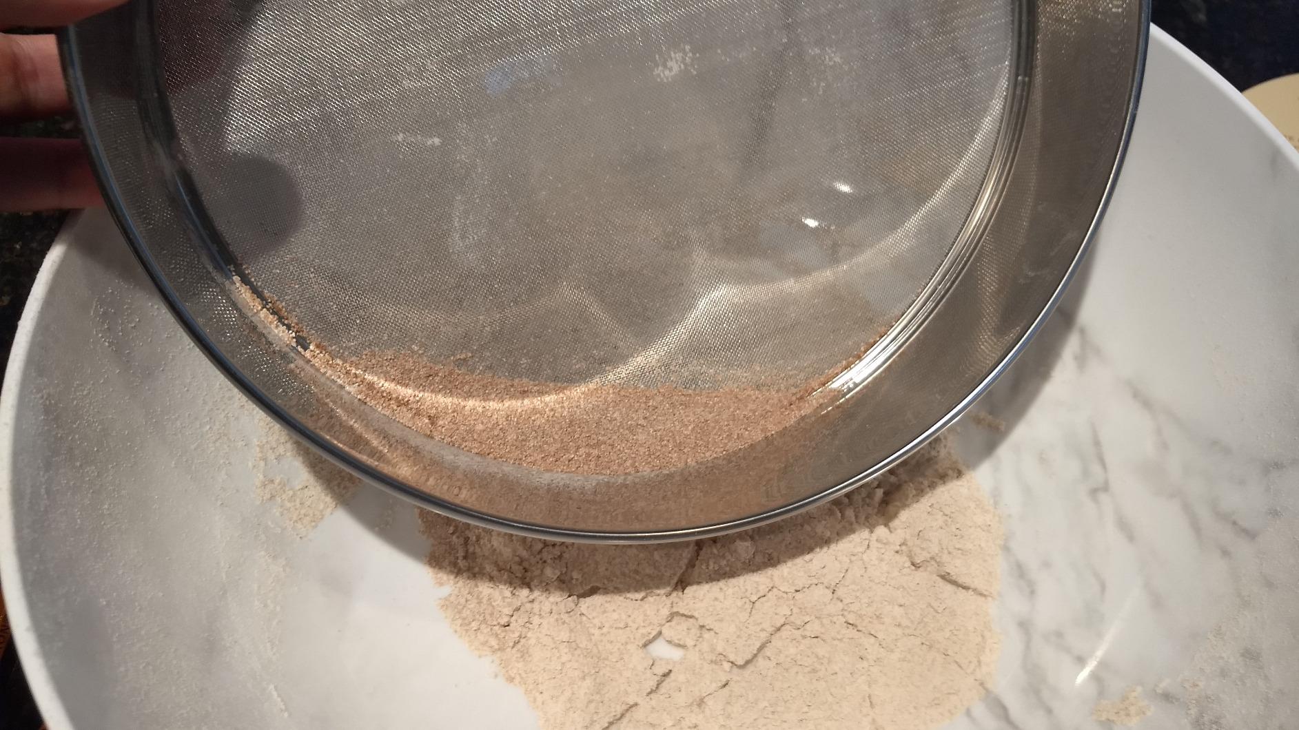 Mrs. Anderson's Baking Hand Crank Flour Sifter, Stainless Steel, 3-Cup Capacity, For Breaking Up Clumps And Aerating Flour And Powdered Sugar customer photo 1