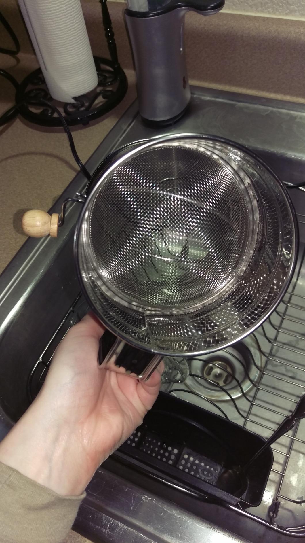 Mrs. Anderson's Baking Hand Crank Flour Sifter, Stainless Steel, 3-Cup Capacity, For Breaking Up Clumps And Aerating Flour And Powdered Sugar customer photo 2