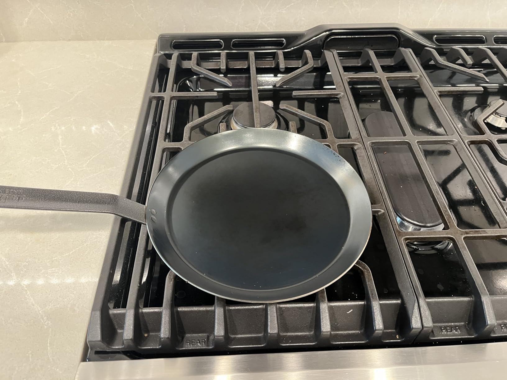 de Buyer Blue Carbon Steel Crepe & Tortilla Pan - 9.5 de Buyer Blue Carbon Steel Crepe & Tortilla Pan - 9.5