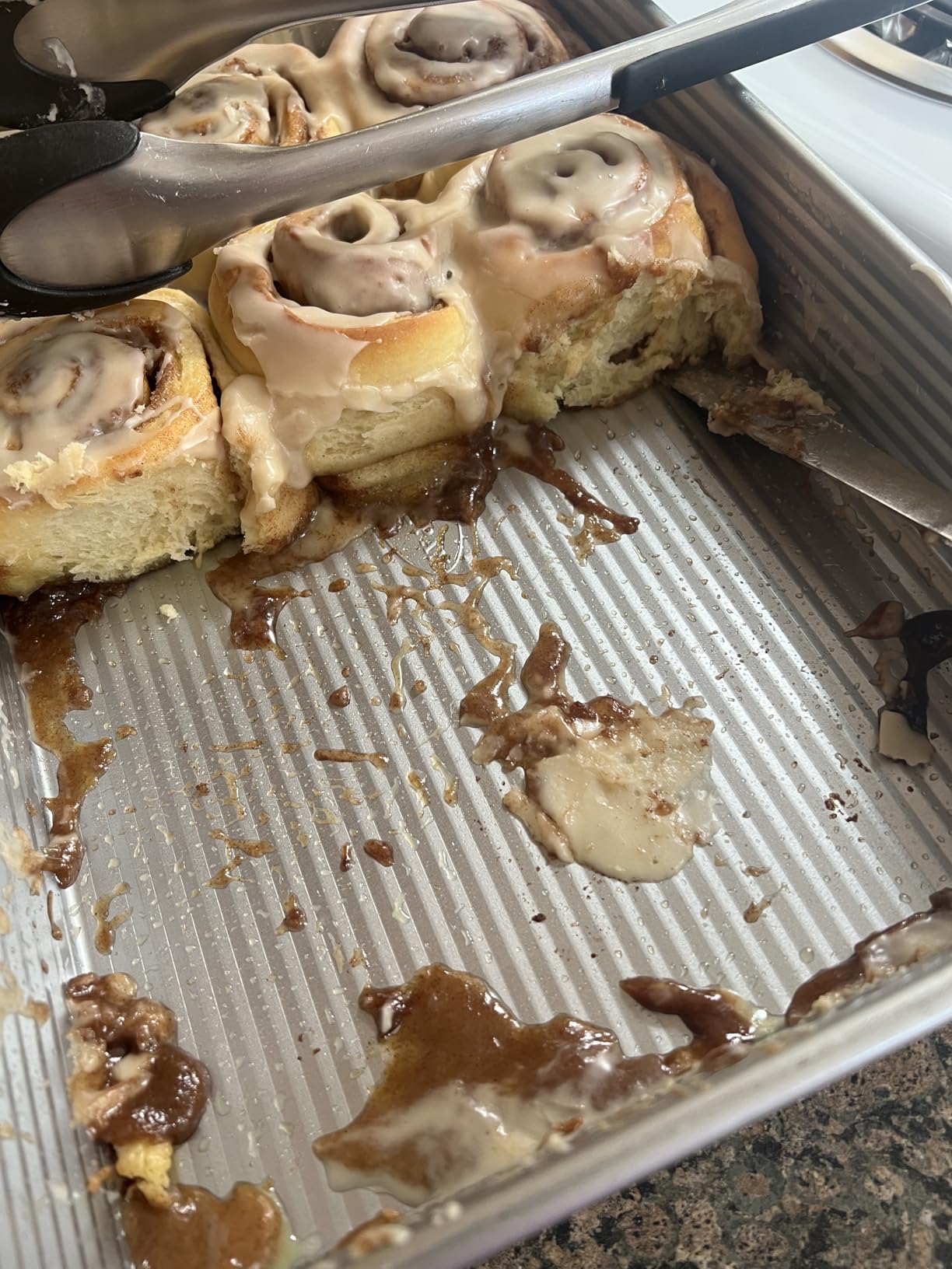 USA Pan Bakeware Rectangular Cake Baking Pan, 9 x 13 inch, Nonstick & Quick Release Coating, Aluminized Steel customer photo 2