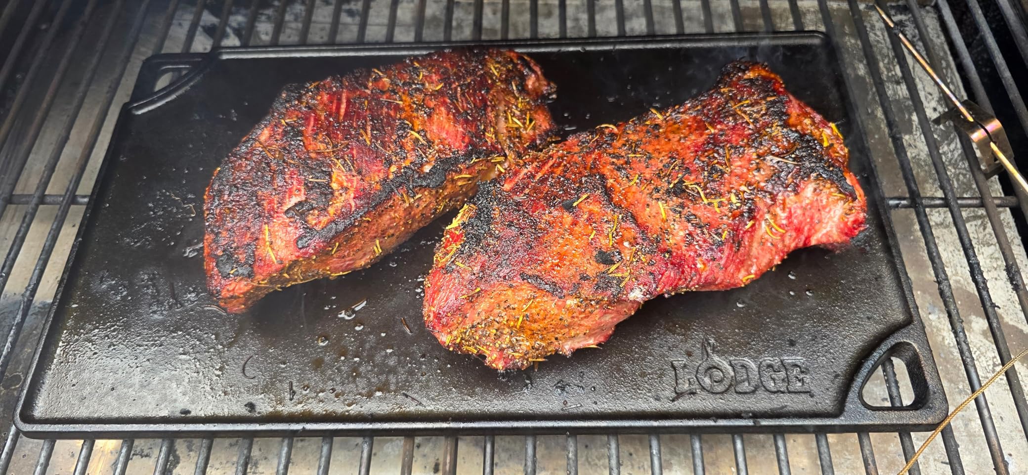 Lodge Double Play Reversible Cast Iron Grill/Griddle - Dual-Sided with Double Burner Configuration for Eggs, Pancakes, Burgers & More - Seasoned, Non-Toxic Cookware - Heavy-Duty Grill Pan - Black Customer Review Lodge Double Play Reversible Cast Iron Grill/Griddle - Dual-Sided with Double Burner Configuration for Eggs, Pancakes, Burgers & More - Seasoned, Non-Toxic Cookware - Heavy-Duty Grill Pan - Black - Customer Photo 1