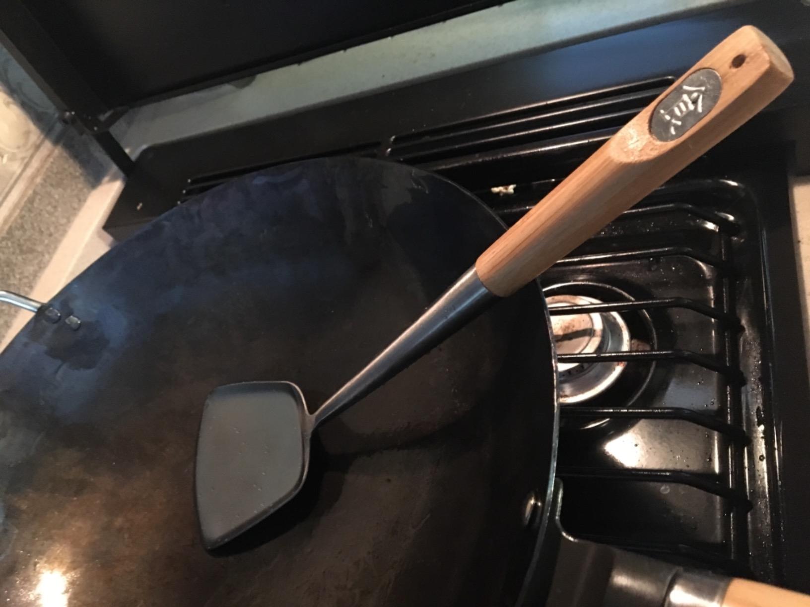 TableCraft Wok Spatula with Bamboo Handle, 14.5-Inch, Stainless Steel customer photo 1