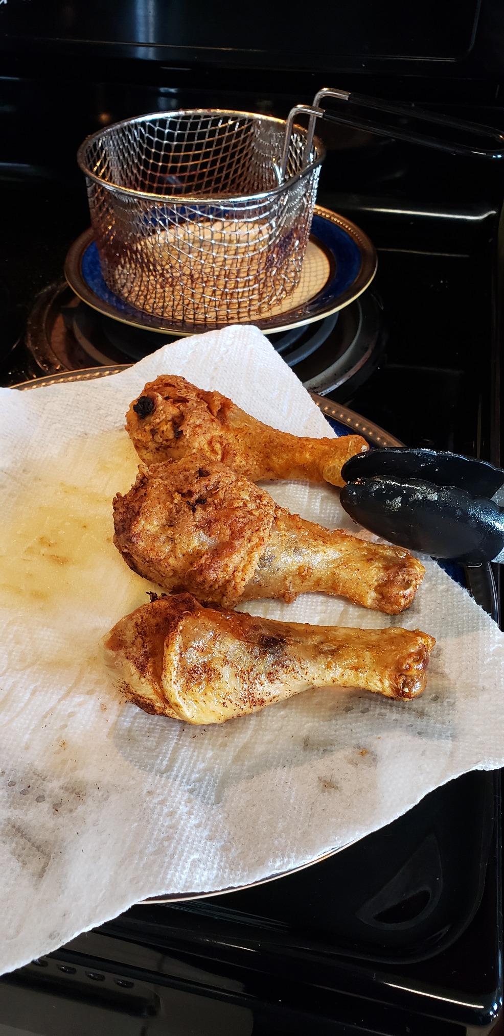 Presto 05470 Stainless Steel Electric Deep Fryer, Silver Customer Review Presto 05470 Stainless Steel Electric Deep Fryer, Silver - Customer Photo 4