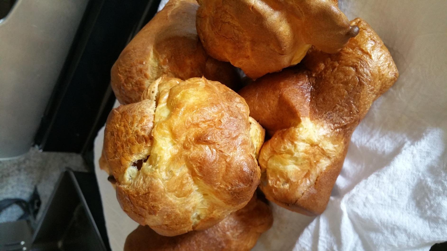 Chicago Metallic 6-Cup Popover Pan, Heavyweight Aluminized Steel with Nonstick Coating, Ideal for Yorkshire Pudding, Muffins, and Popovers customer photo 2