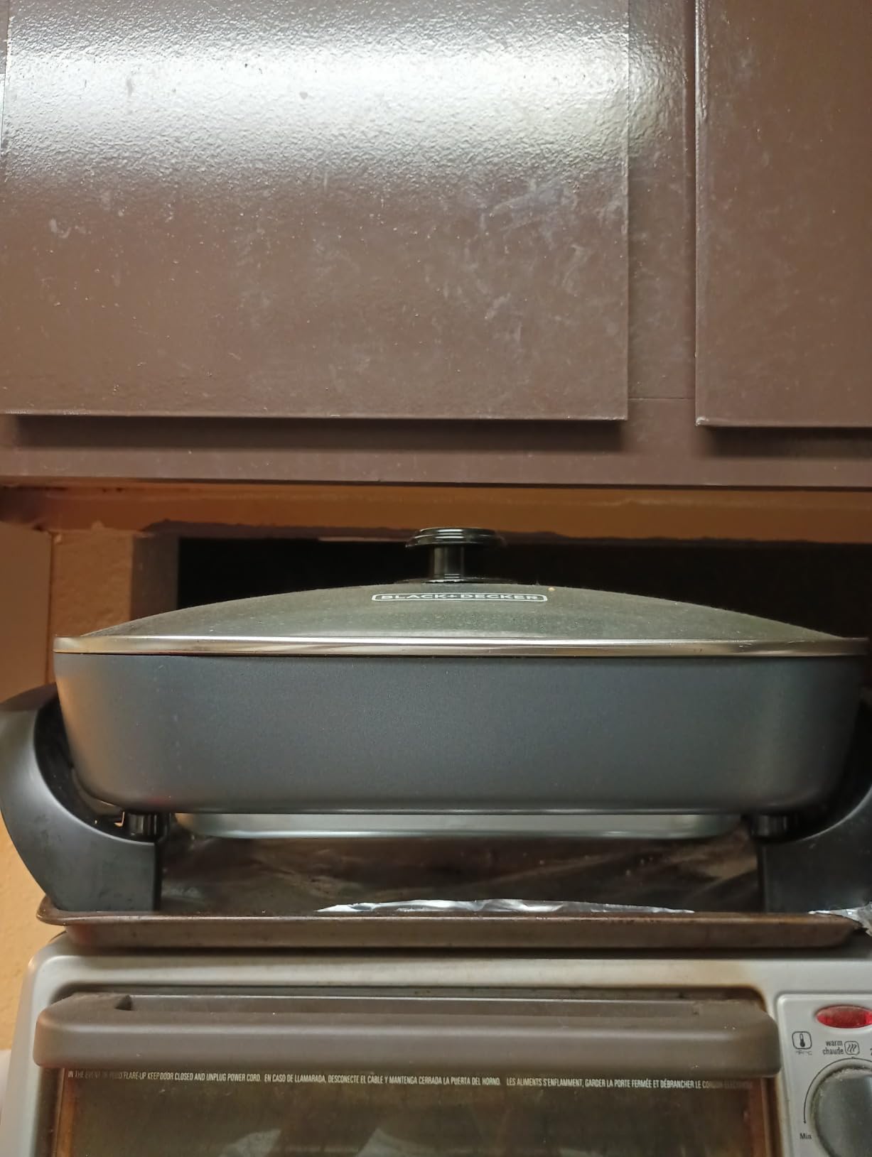 BLACK+DECKER Electric Skillet, Variable Temperature Control, Nonstick Cooking Surface, Dishwasher Safe, Tempered Glass Lid, 12