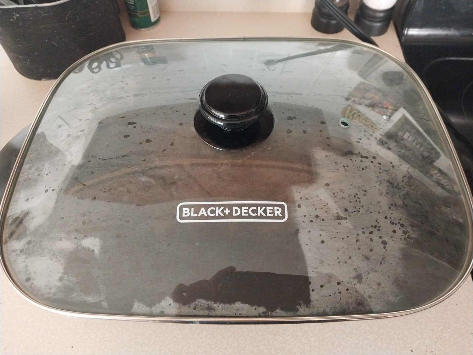 BLACK+DECKER Electric Skillet, Variable Temperature Control, Nonstick Cooking Surface, Dishwasher Safe, Tempered Glass Lid, 12