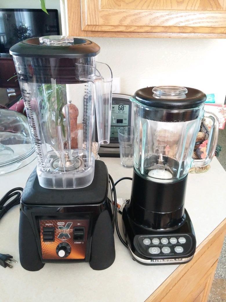 Waring Commercial MX1200XTX 3.5 HP Blender with Variable Speed Dial Controls and a 64 oz. BPA Free Copolyester Container, 120V, 5-15 Phase Plug - Customer Photo 0